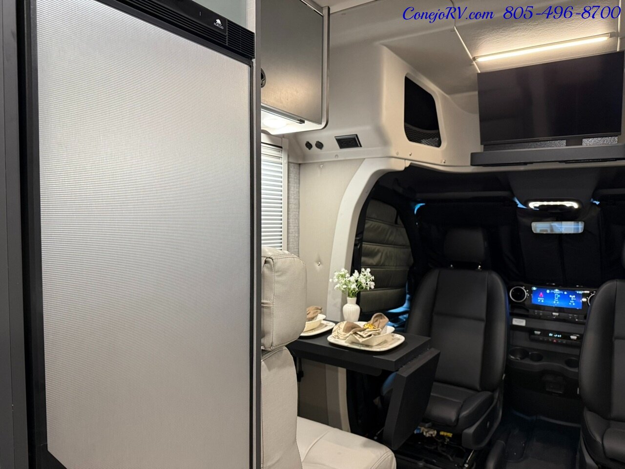 2026 Winnebago Ekko 23B Mercedes Sprinter Lithium Power All Wheel Drive  Pop Top - Photo 17 - Thousand Oaks, CA 91360