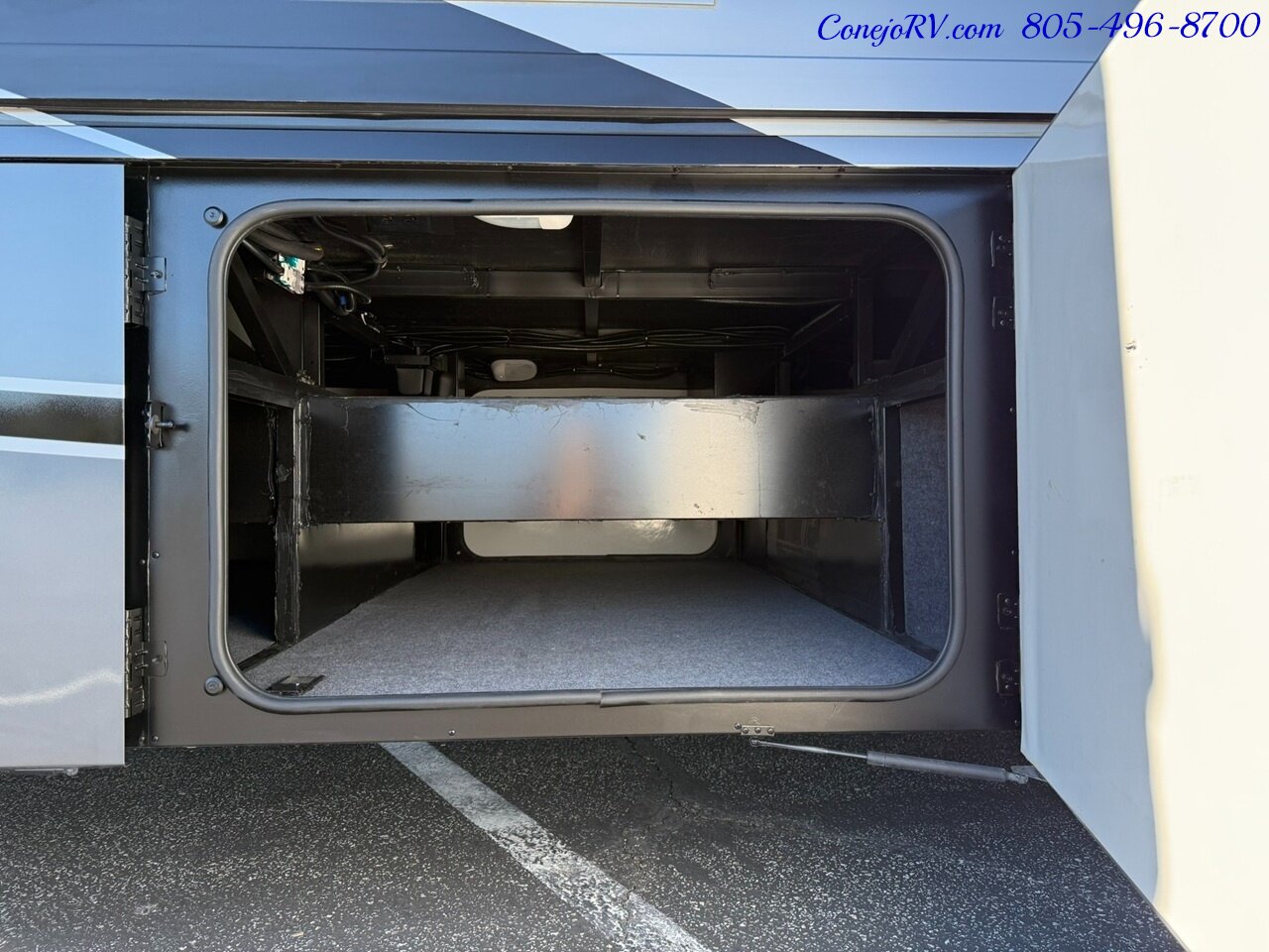 2023 Winnebago Forza 38W Triple Slide Outs Bunkhouse Loft Bed 2 Bath  Cummins Turbo Diesel 45k Miles - Photo 47 - Thousand Oaks, CA 91360