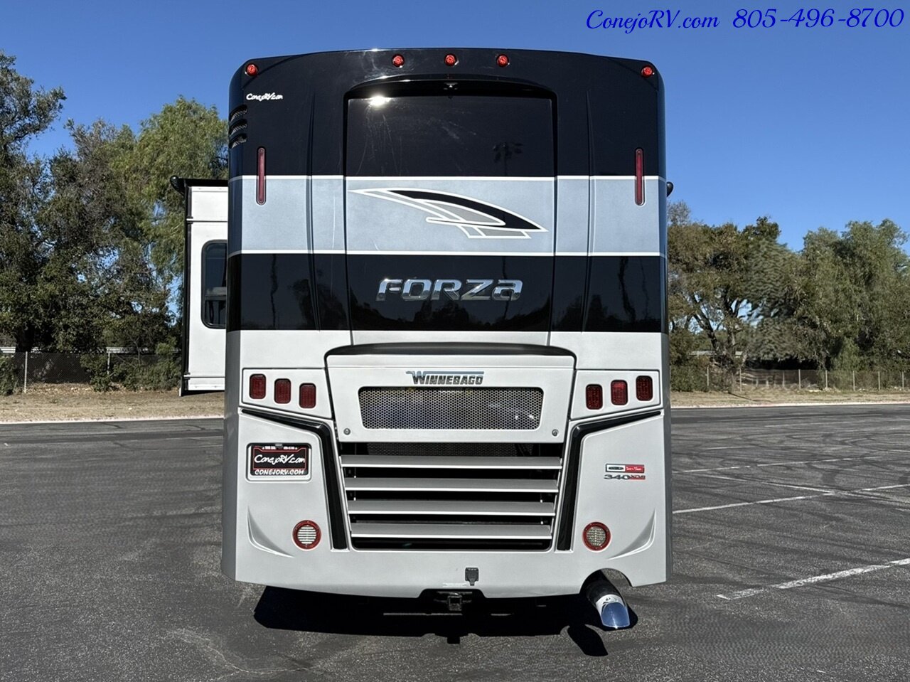 2023 Winnebago Forza 38W Triple Slide Outs Bunkhouse Loft Bed 2 Bath  Cummins Turbo Diesel 45k Miles - Photo 63 - Thousand Oaks, CA 91360