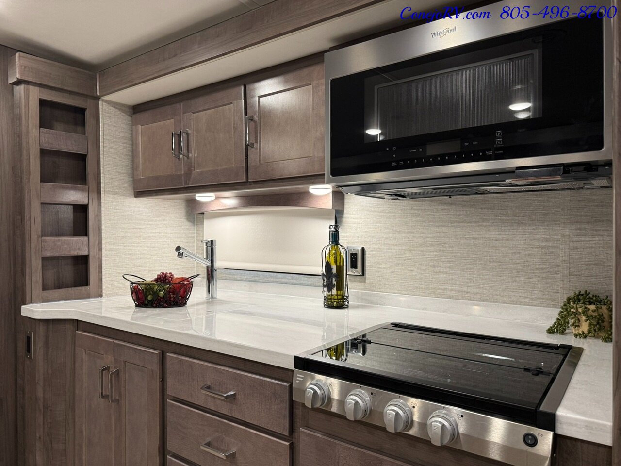 2023 Winnebago Forza 38W Triple Slide Outs Bunkhouse Loft Bed 2 Bath  Cummins Turbo Diesel 45k Miles - Photo 12 - Thousand Oaks, CA 91360