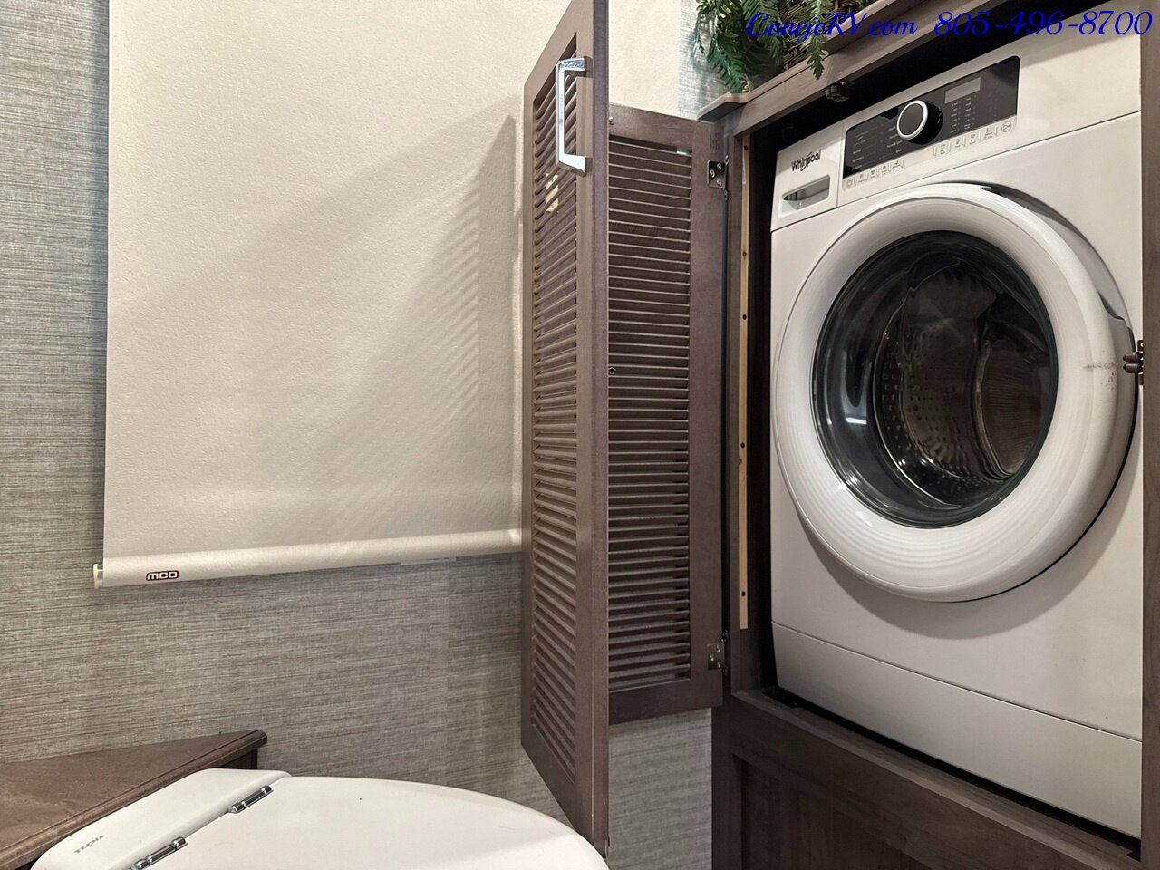 2023 Winnebago Forza 38W Triple Slide Outs Bunkhouse Loft Bed 2 Bath  Cummins Turbo Diesel 45k Miles - Photo 31 - Thousand Oaks, CA 91360