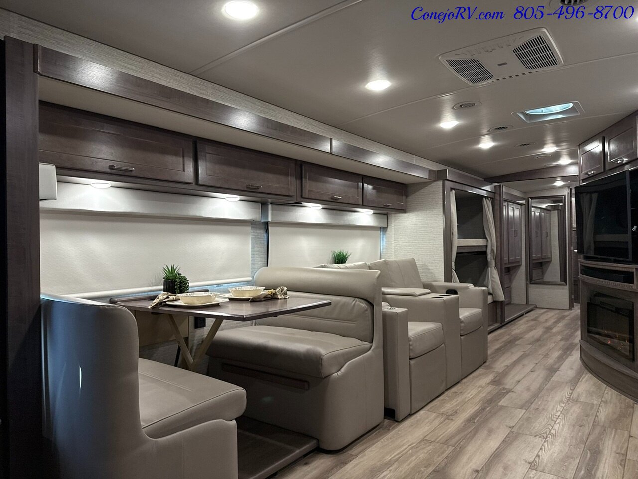 2023 Winnebago Forza 38W Triple Slide Outs Bunkhouse Loft Bed 2 Bath  Cummins Turbo Diesel 45k Miles - Photo 7 - Thousand Oaks, CA 91360