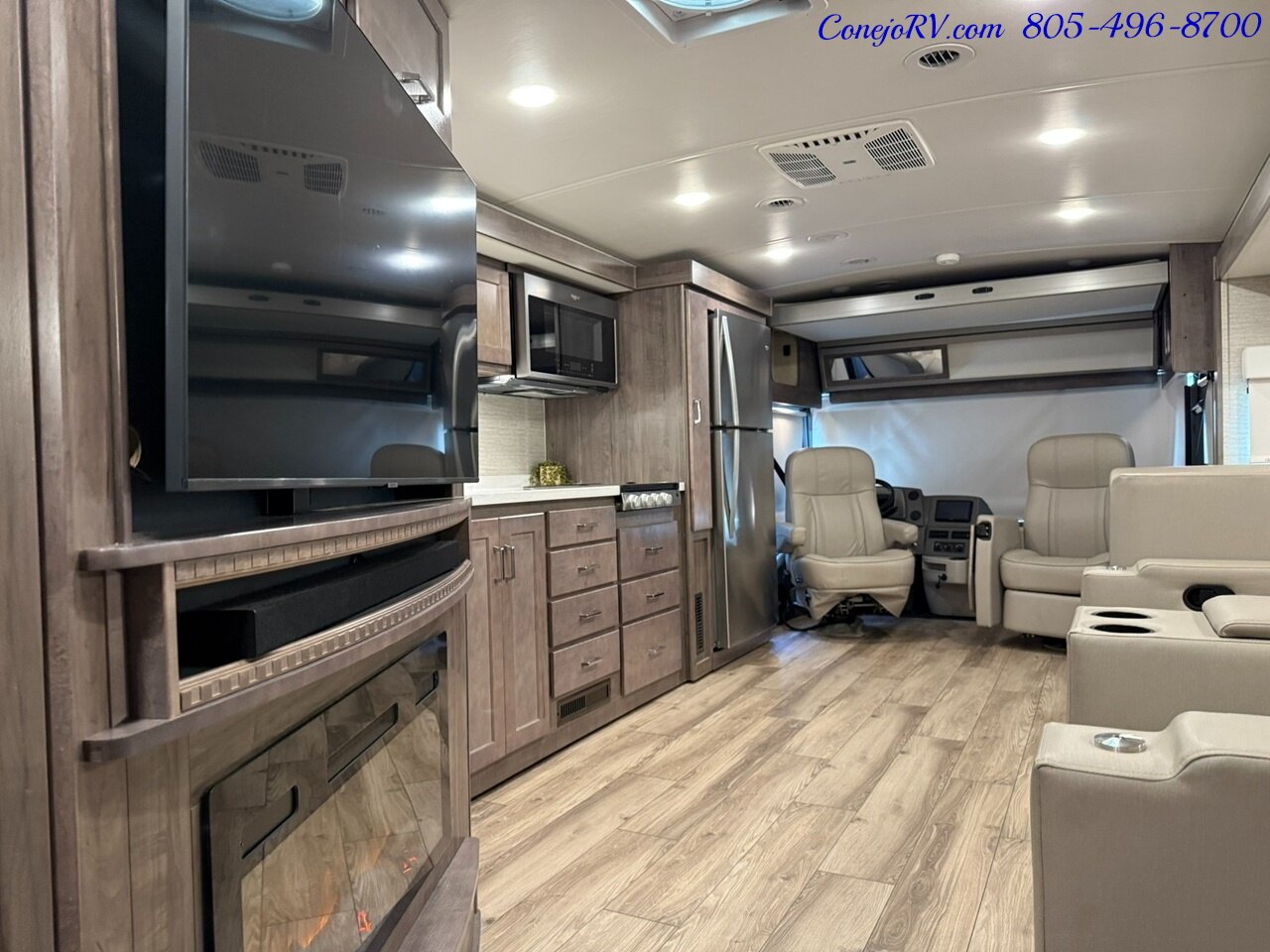 2023 Winnebago Forza 38W Triple Slide Outs Bunkhouse Loft Bed 2 Bath  Cummins Turbo Diesel 45k Miles - Photo 36 - Thousand Oaks, CA 91360