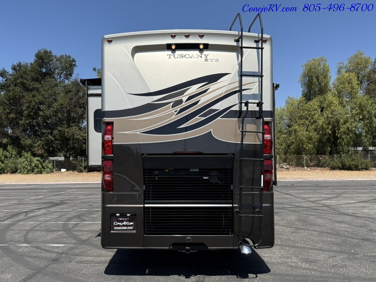 2014 Thor Tuscany 40EX Cummins ISB Diesel Engine Triple Slide Outs King Bed Bath & 1/2 Full Body Paint 34K Miles - Photo 62 - Thousand Oaks, CA 91360