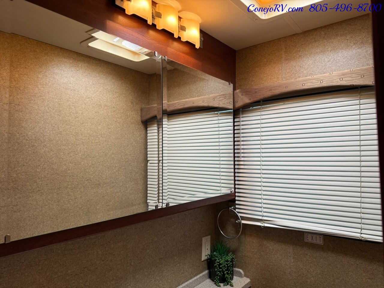 2014 Thor Tuscany 40EX Cummins ISB Diesel Engine Triple Slide Outs King Bed Bath & 1/2 Full Body Paint 34K Miles - Photo 23 - Thousand Oaks, CA 91360