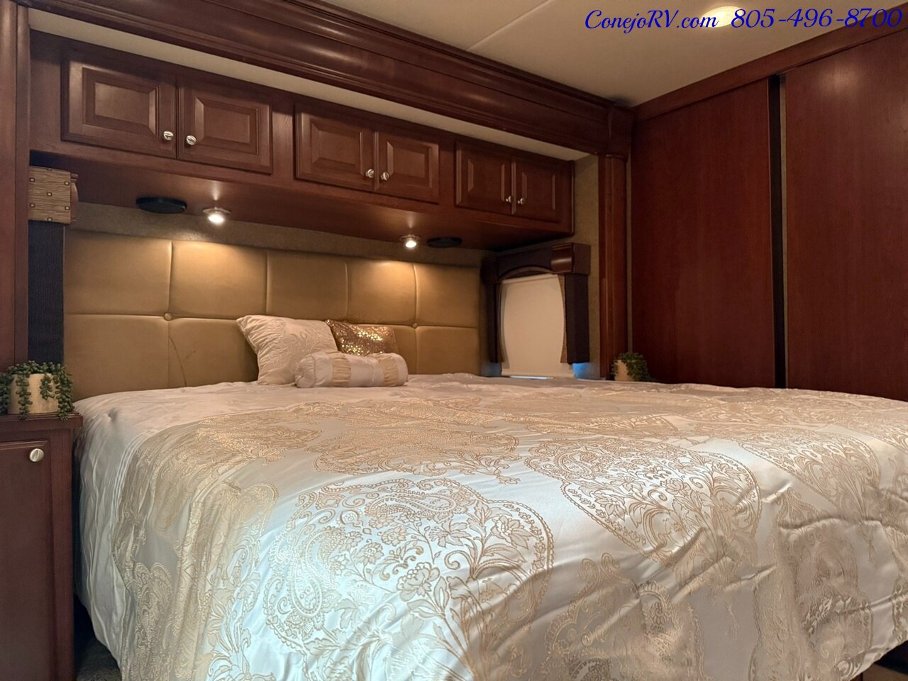 2014 Thor Tuscany 40EX Cummins ISB Diesel Engine Triple Slide Outs King Bed Bath & 1/2 Full Body Paint 34K Miles - Photo 27 - Thousand Oaks, CA 91360