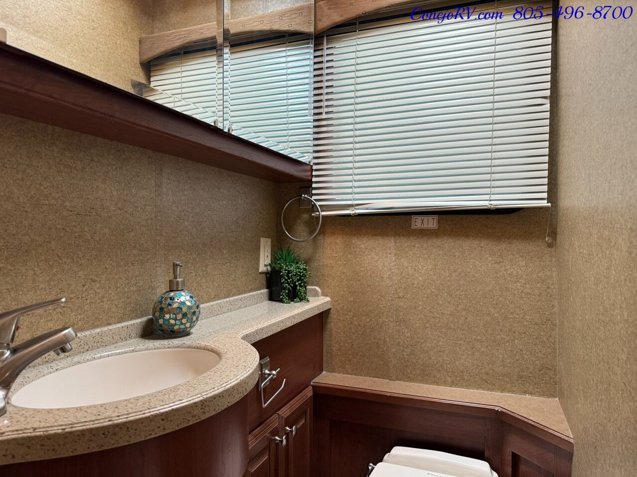 2014 Thor Tuscany 40EX Cummins ISB Diesel Engine Triple Slide Outs King Bed Bath & 1/2 Full Body Paint 34K Miles - Photo 22 - Thousand Oaks, CA 91360