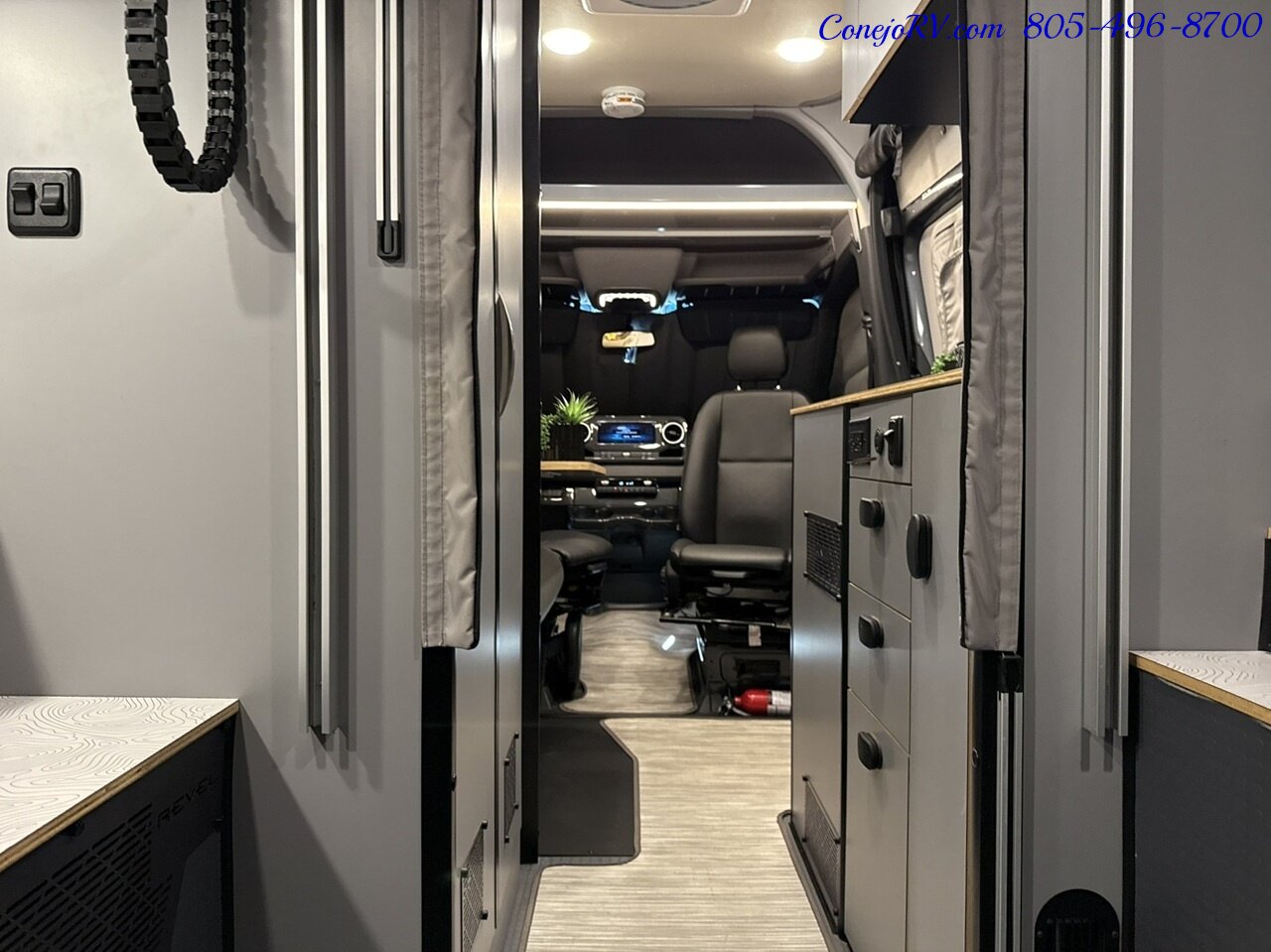 2024 Winnebago Revel 44EC 2.5-2 AWD Sprinter Mercedes Turbo Diesel, 16.8KWH Lithionics System 15K Miles - Photo 29 - Thousand Oaks, CA 91360