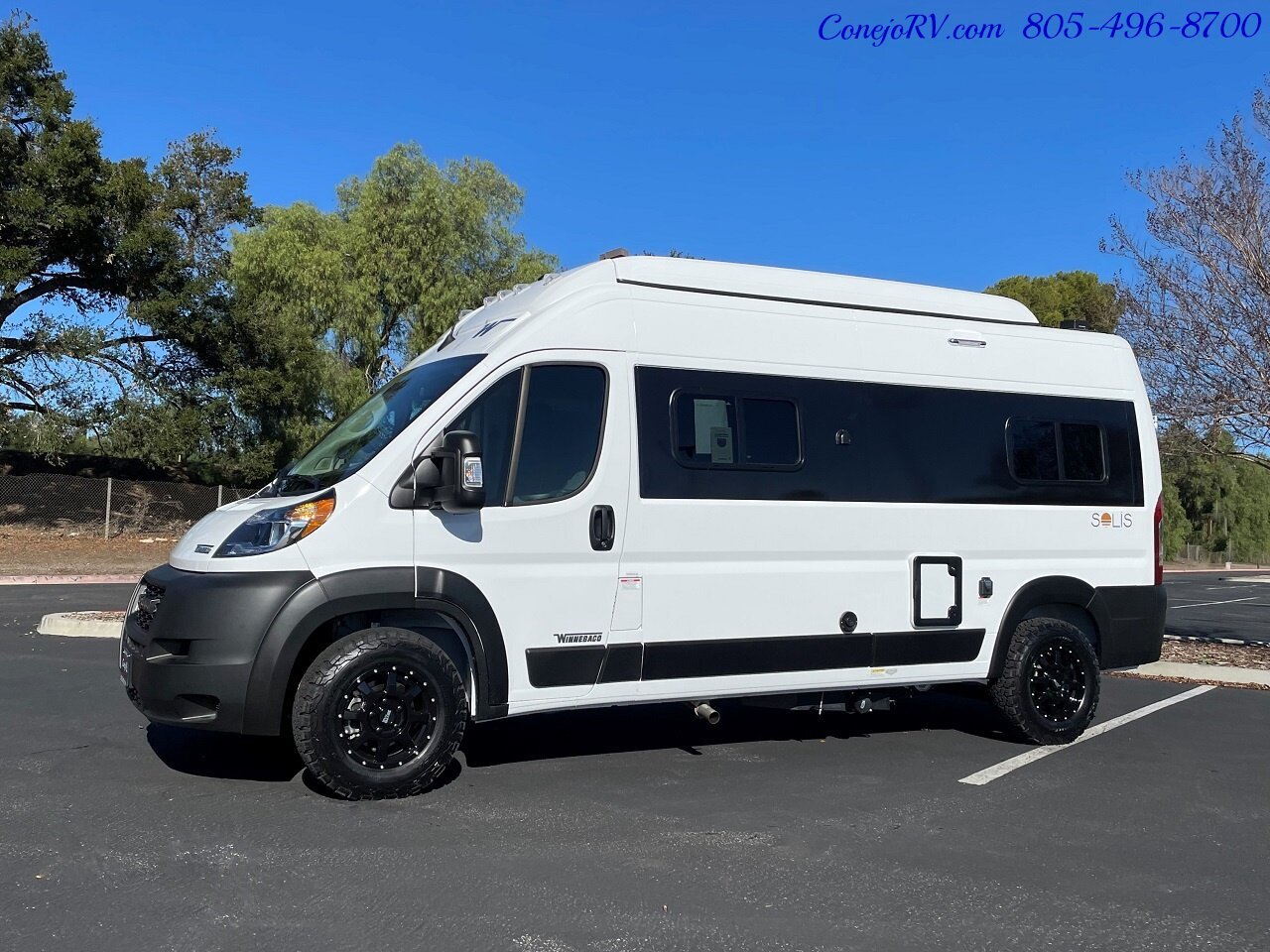 2023 WINNEBAGO Solis 59P Murphy Bed Pop Top Full Galley New Chassis  Adaptive Cruise - Photo 37 - Thousand Oaks, CA 91360