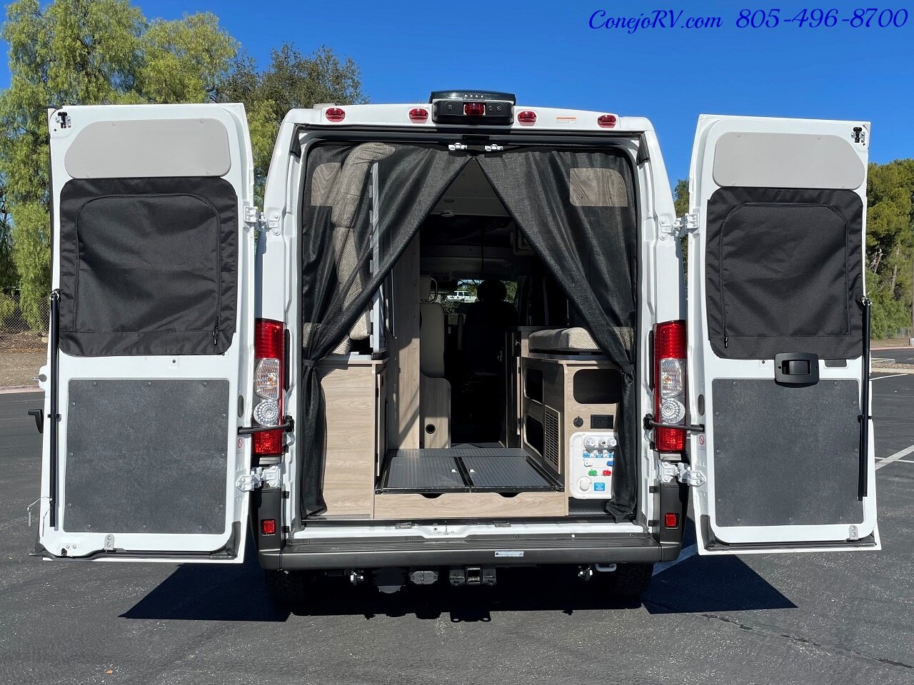 2023 WINNEBAGO Solis 59P Murphy Bed Pop Top Full Galley New Chassis  Adaptive Cruise - Photo 40 - Thousand Oaks, CA 91360