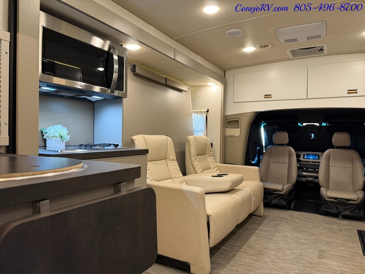 2024 Winnebago View 24T Slide-Out Murphy Bed Mercedes Turbo Diesel   - Photo 31 - Thousand Oaks, CA 91360