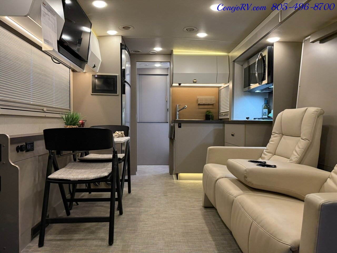 2024 Winnebago View 24T Slide-Out Murphy Bed Mercedes Turbo Diesel   - Photo 5 - Thousand Oaks, CA 91360