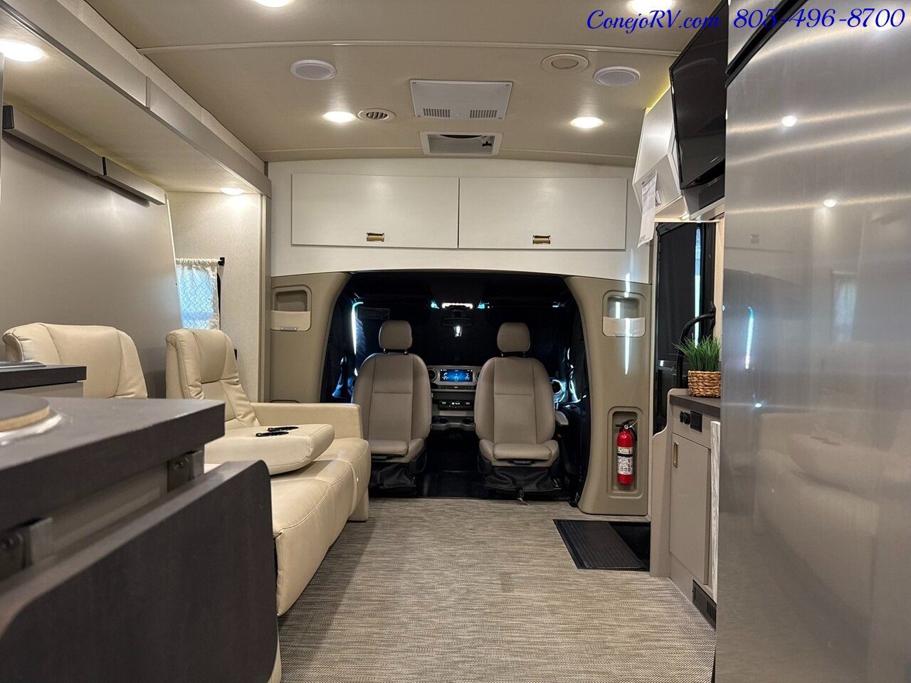 2024 Winnebago View 24T Slide-Out Murphy Bed Mercedes Turbo Diesel   - Photo 30 - Thousand Oaks, CA 91360