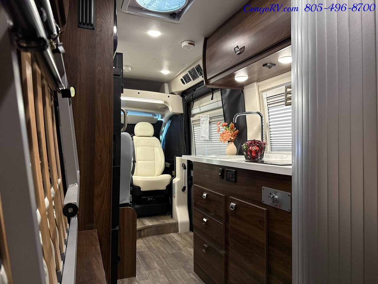 2025 Winnebago Travato 59GL Murphy Bed Pure3 Energy Management System  Touring Coach - Photo 27 - Thousand Oaks, CA 91360