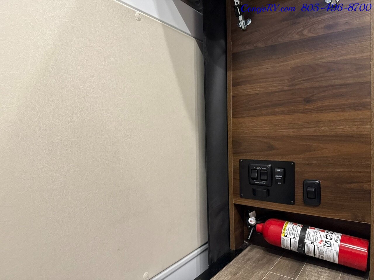 2025 Winnebago Travato 59GL Murphy Bed Pure3 Energy Management System  Touring Coach - Photo 14 - Thousand Oaks, CA 91360