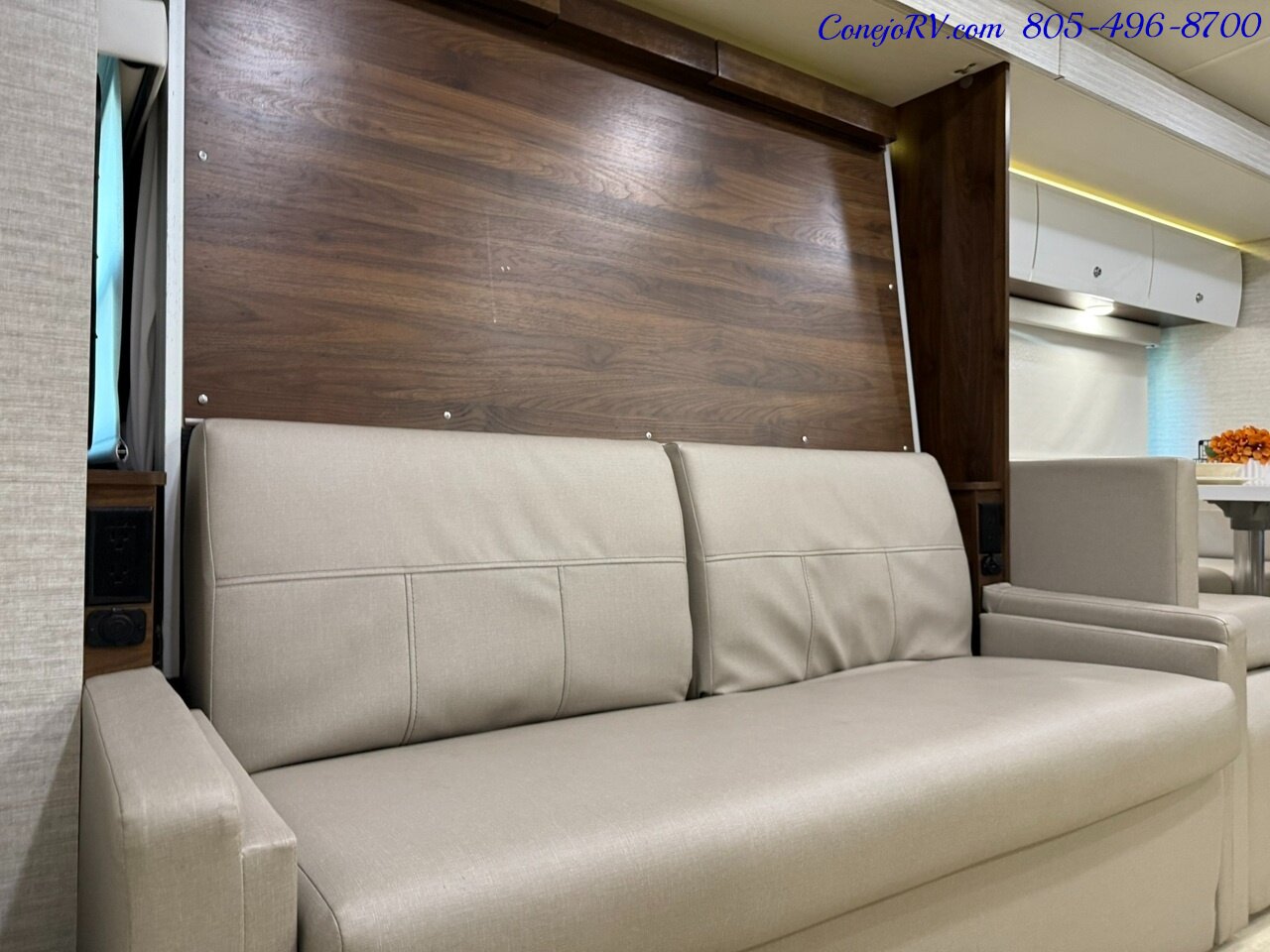 2020 Winnebago View 24D Full Wall Slide-Out Mercedes Turbo Diesel Full Body Paint 21K Miles Pre Covid Build - Photo 11 - Thousand Oaks, CA 91360