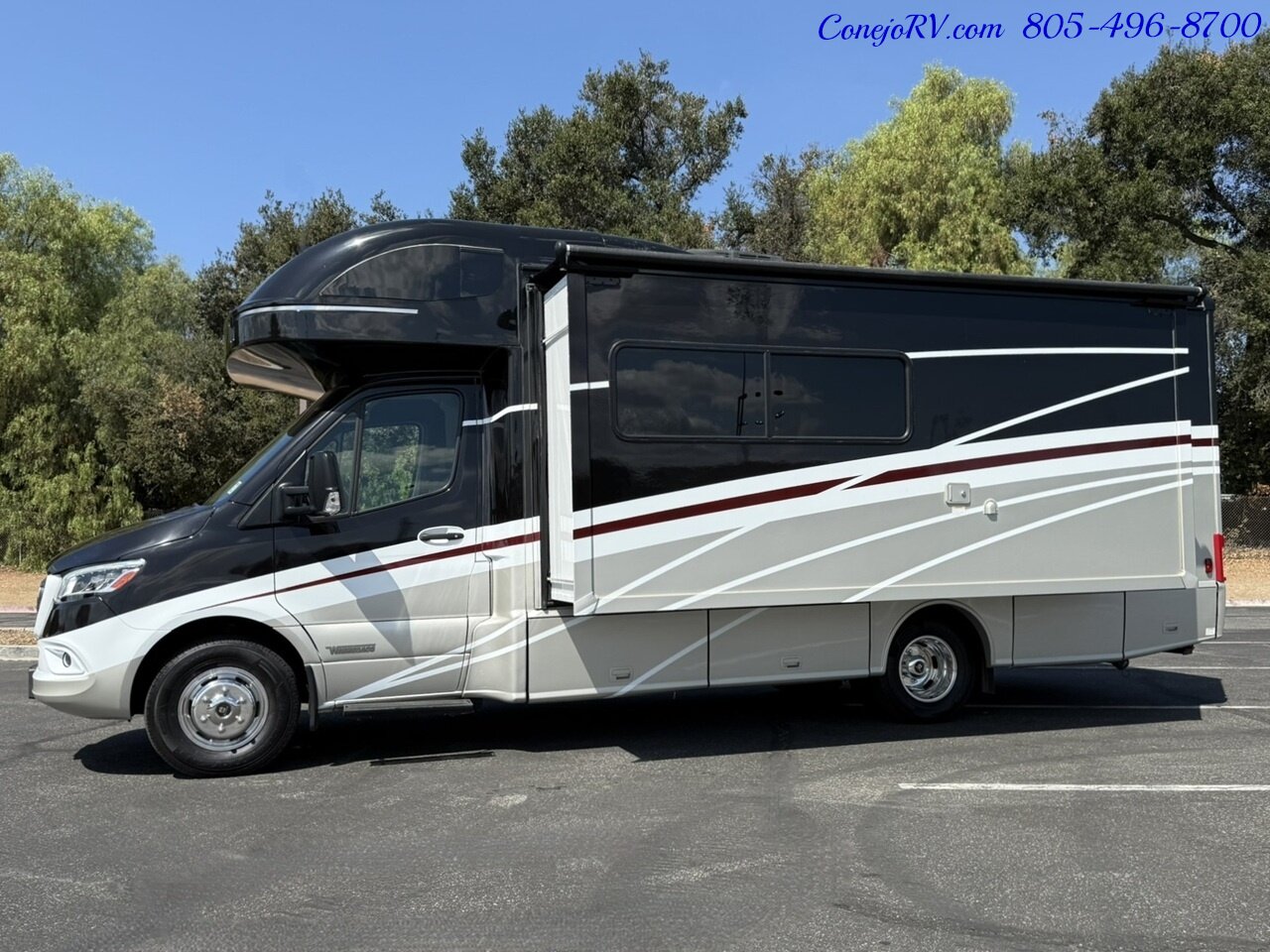 2020 Winnebago View 24D Full Wall Slide-Out Mercedes Turbo Diesel Full Body Paint 21K Miles Pre Covid Build - Photo 1 - Thousand Oaks, CA 91360