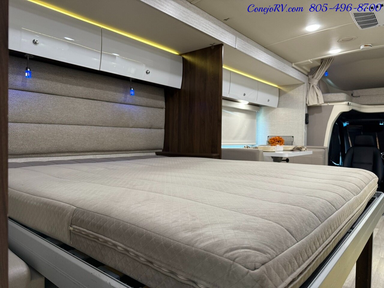 2020 Winnebago View 24D Full Wall Slide-Out Mercedes Turbo Diesel Full Body Paint 21K Miles Pre Covid Build - Photo 25 - Thousand Oaks, CA 91360