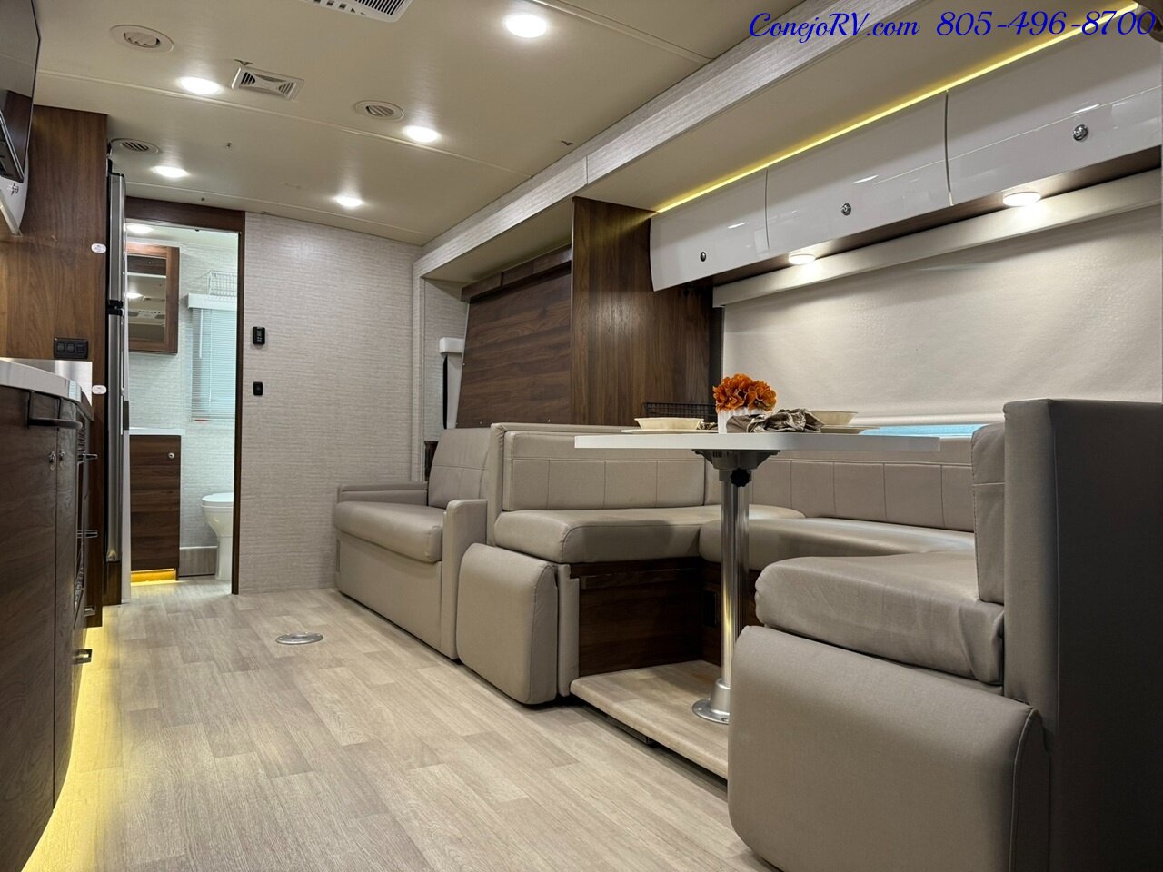 2020 Winnebago View 24D Full Wall Slide-Out Mercedes Turbo Diesel Full Body Paint 21K Miles Pre Covid Build - Photo 6 - Thousand Oaks, CA 91360