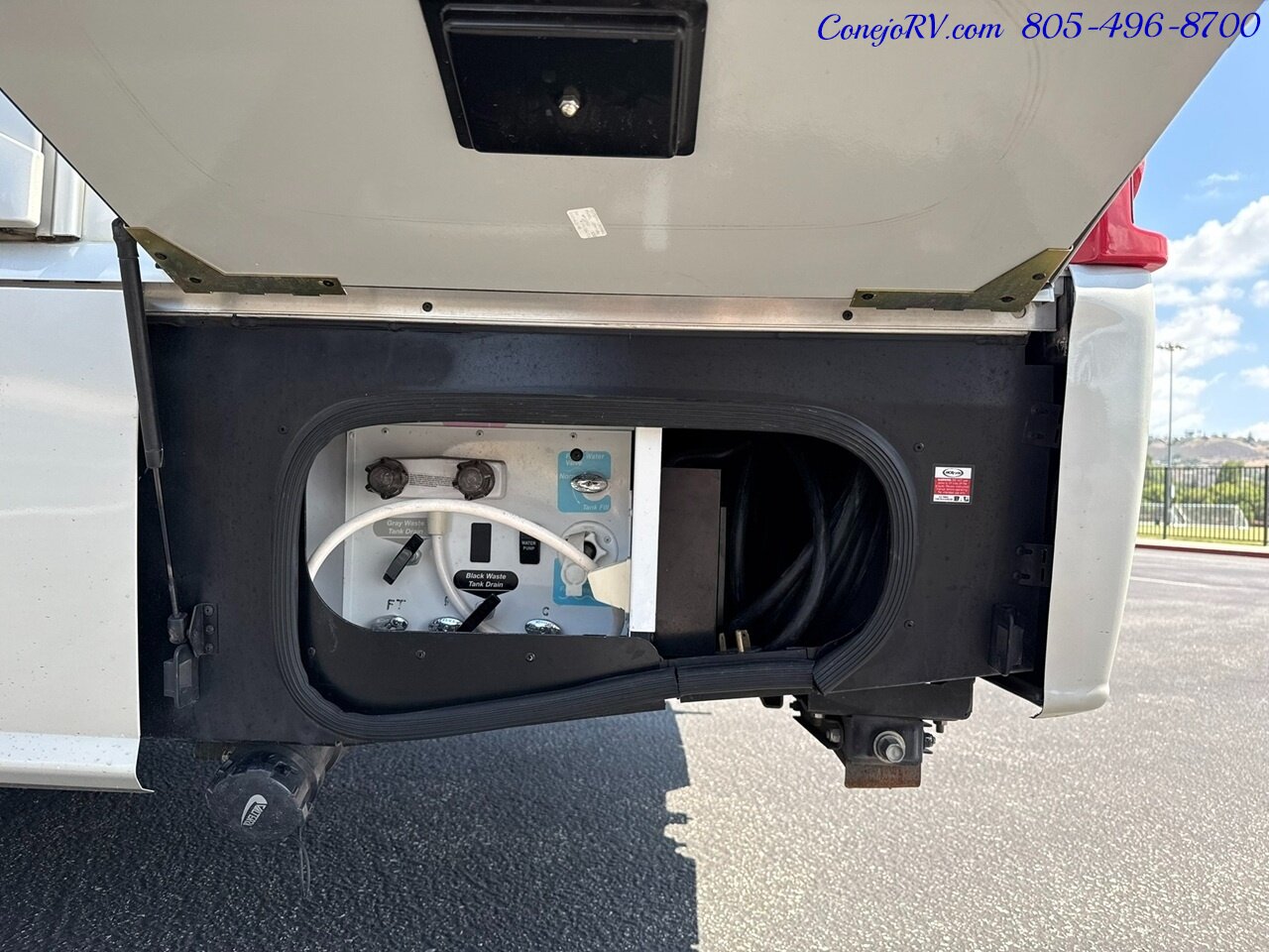 2020 Winnebago View 24D Full Wall Slide-Out Mercedes Turbo Diesel Full Body Paint 21K Miles Pre Covid Build - Photo 45 - Thousand Oaks, CA 91360