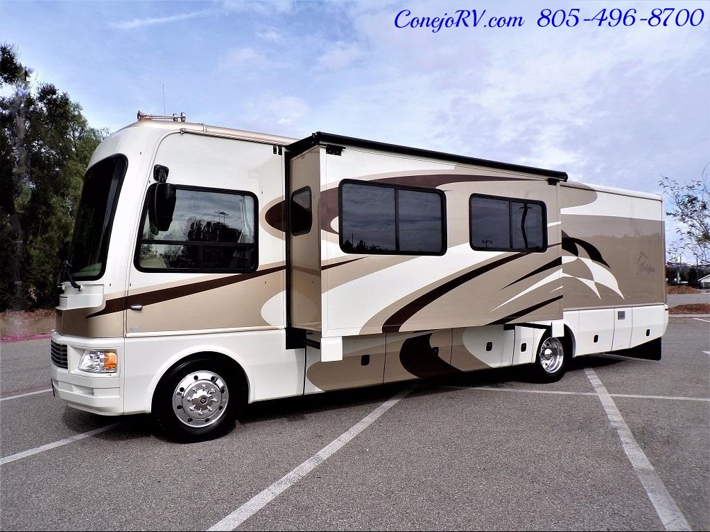 2008 National Dolphin 35C Double Slide Big Chassis   - Photo 40 - Thousand Oaks, CA 91360