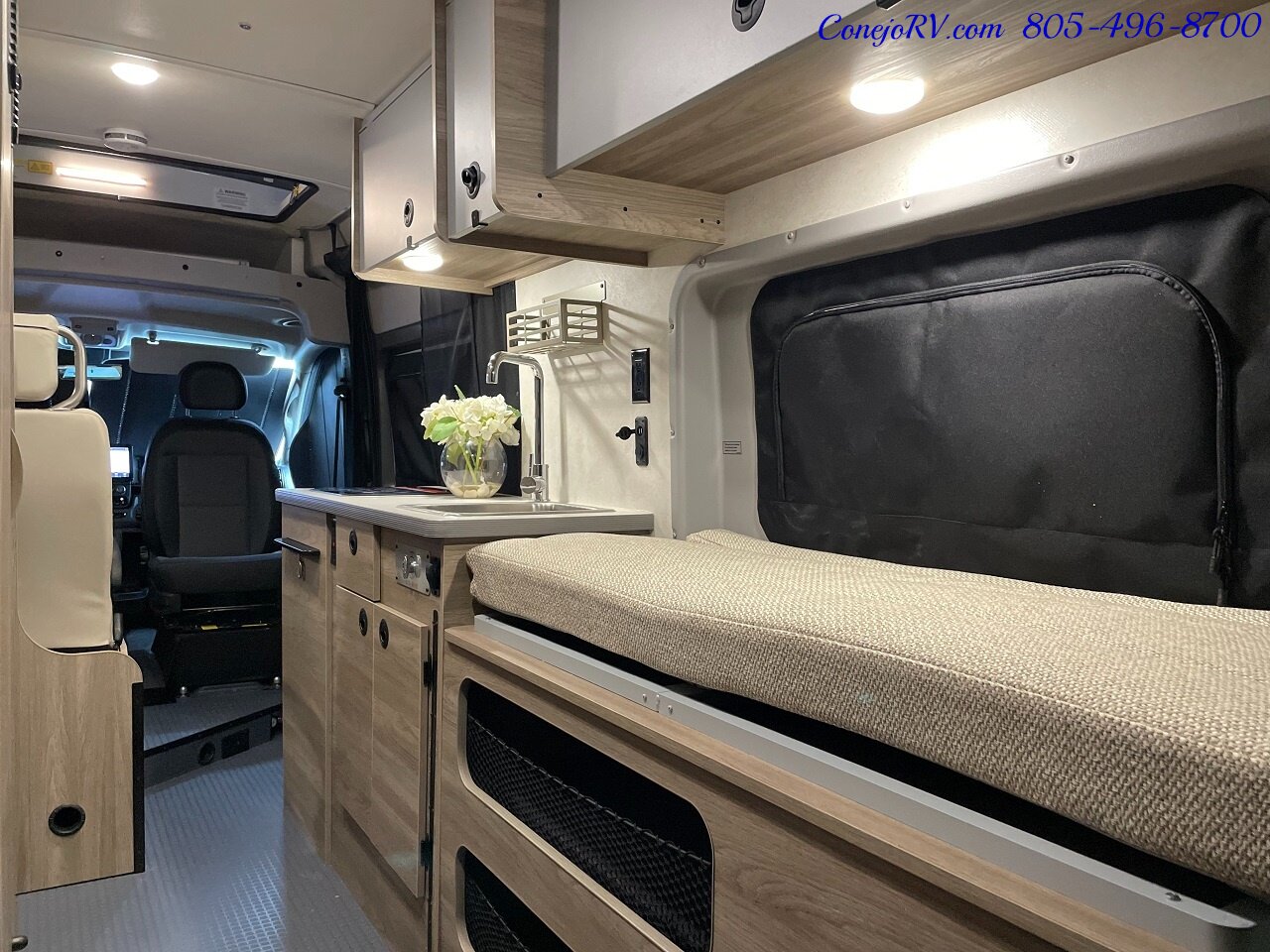 2023 WINNEBAGO Solis 59PX Murphy Bed Pop Top Full Galley New Chassis   - Photo 25 - Thousand Oaks, CA 91360