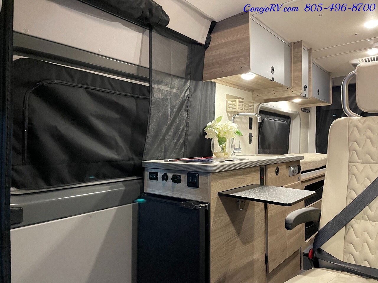 2023 WINNEBAGO Solis 59PX Murphy Bed Pop Top Full Galley New Chassis   - Photo 7 - Thousand Oaks, CA 91360