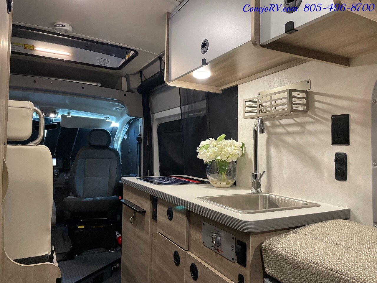 2023 WINNEBAGO Solis 59P Murphy Bed Pop Top Full Galley  New Chassis Adaptive Cruise - Photo 26 - Thousand Oaks, CA 91360
