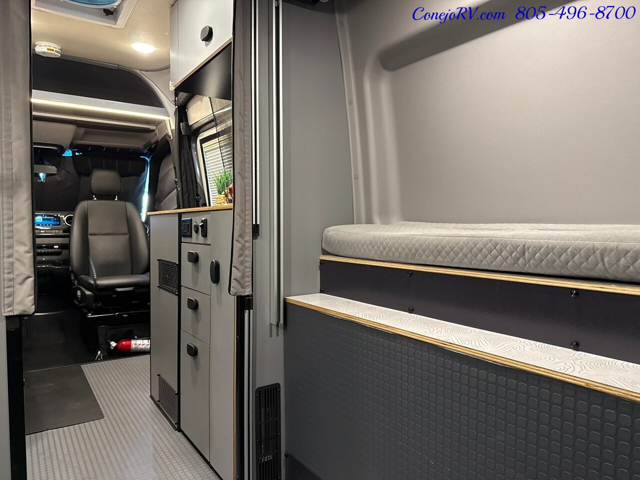 2024 Winnebago Revel 44EC 2.5-1 AWD Sprinter Mercedes Turbo Diesel, 8.4KWH Lithionics System 26K Miles - Photo 28 - Thousand Oaks, CA 91360