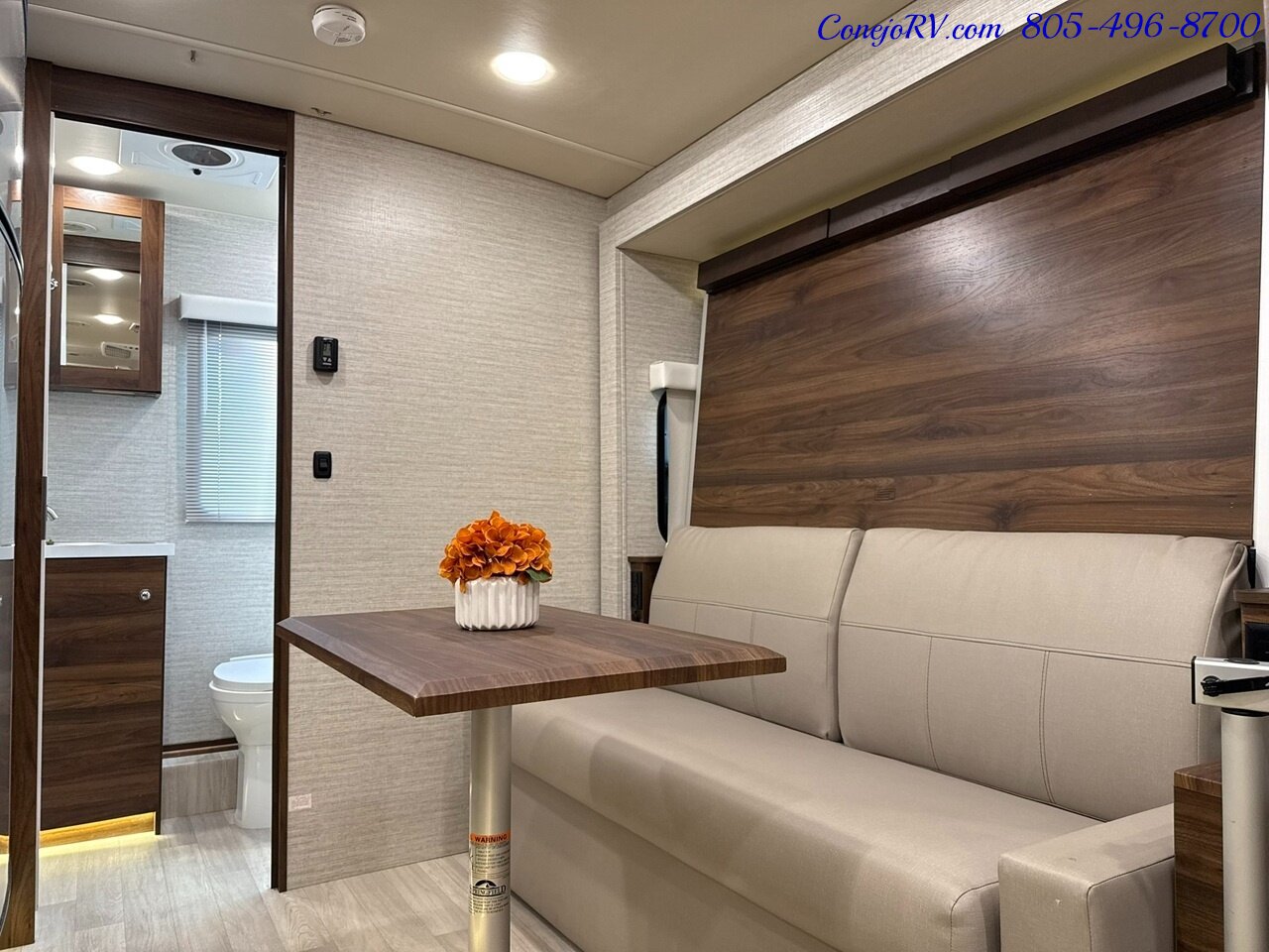 2022 Winnebago View 24D Full Wall Slide-Out Theater Seats Mercedes Turbo Diesel - Photo 10 - Thousand Oaks, CA 91360