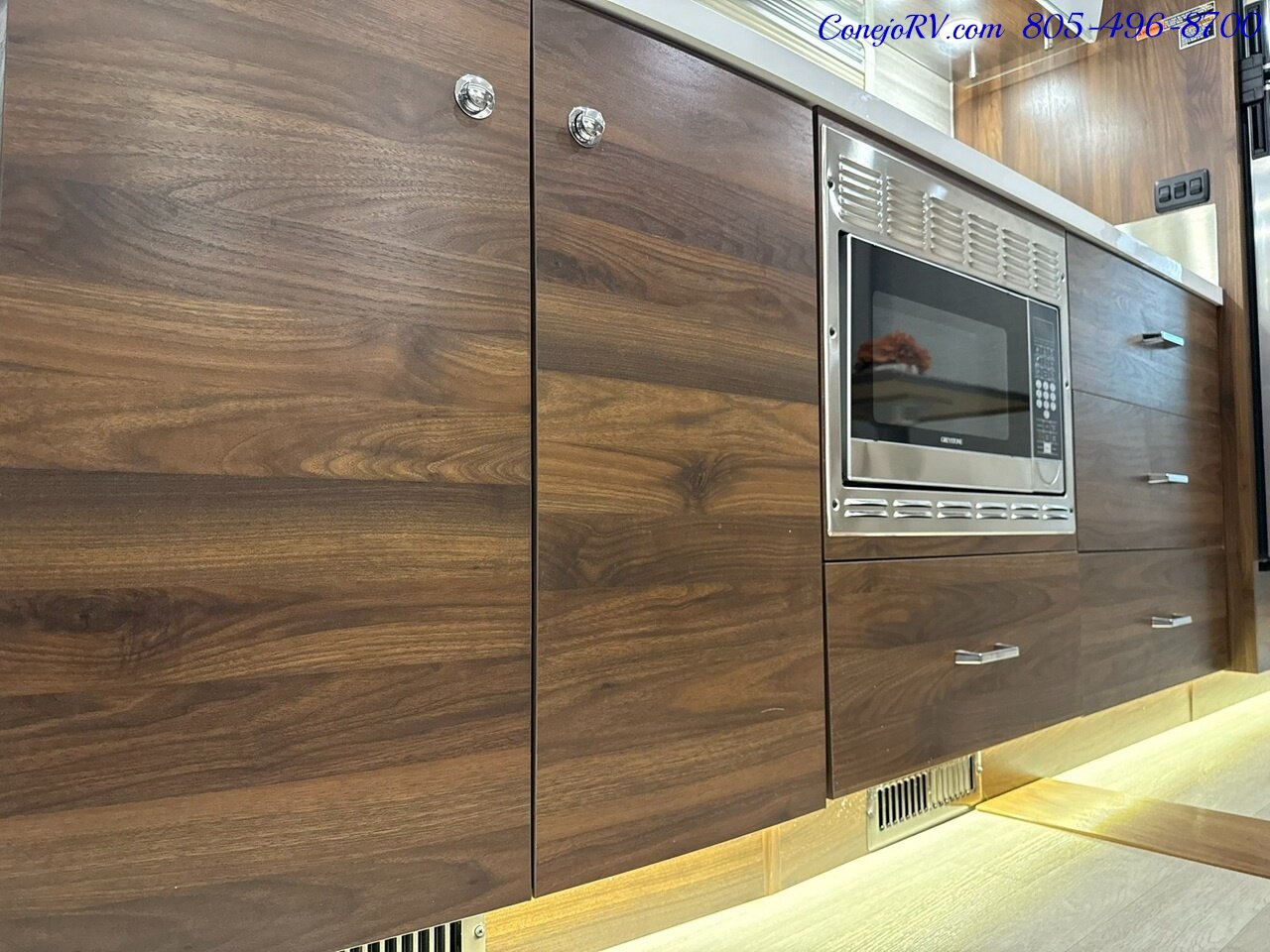 2022 Winnebago View 24D Full Wall Slide-Out Theater Seats Mercedes Turbo Diesel - Photo 12 - Thousand Oaks, CA 91360