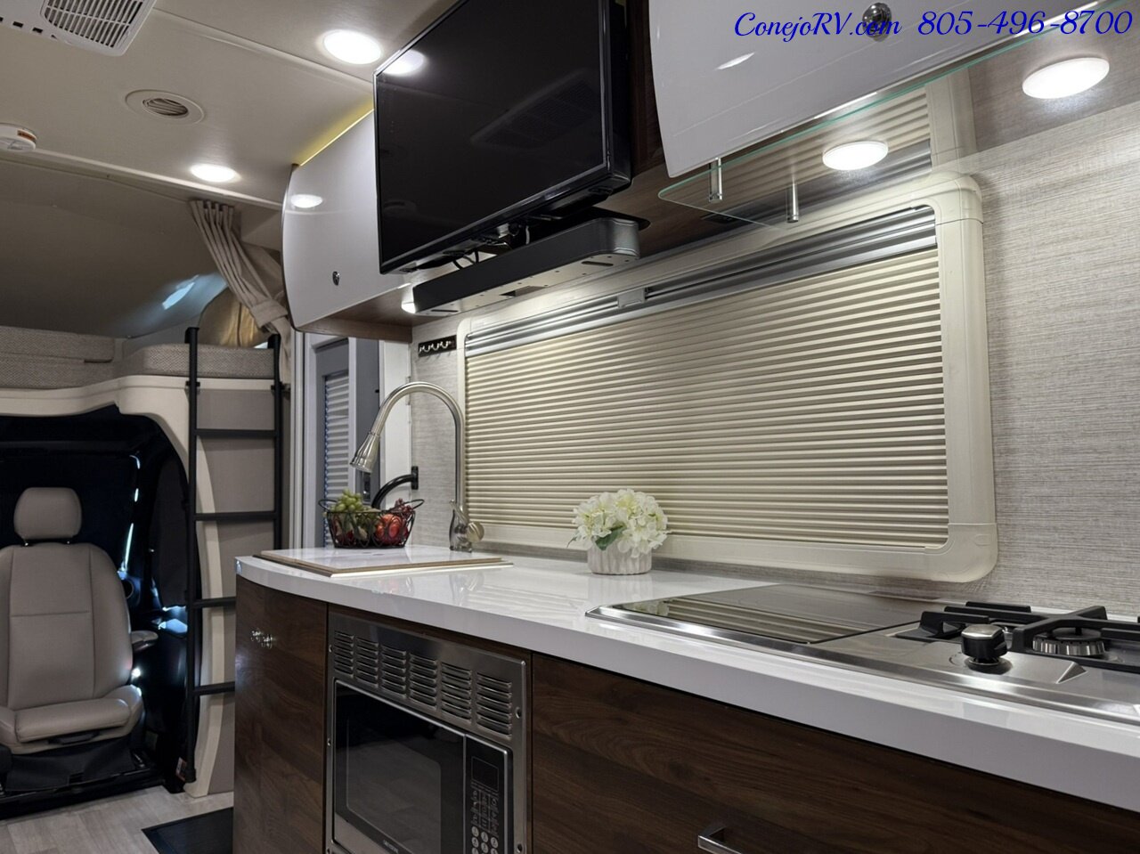 2022 Winnebago View 24D Full Wall Slide-Out Theater Seats Mercedes Turbo Diesel - Photo 18 - Thousand Oaks, CA 91360