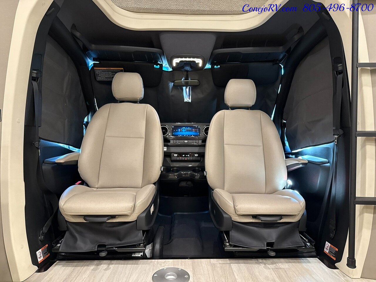 2022 Winnebago View 24D Full Wall Slide-Out Theater Seats Mercedes Turbo Diesel - Photo 31 - Thousand Oaks, CA 91360
