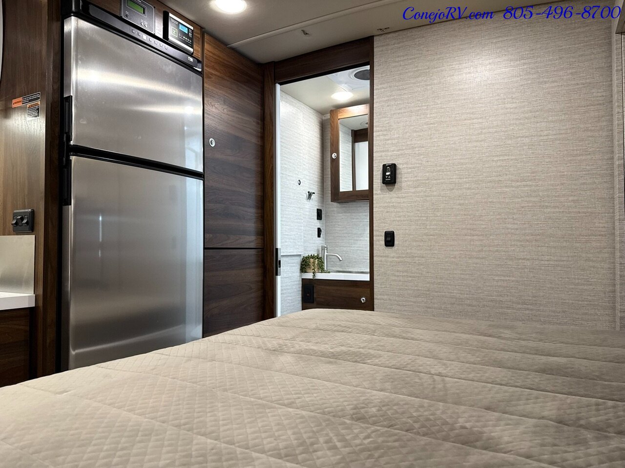 2022 Winnebago View 24D Full Wall Slide-Out Theater Seats Mercedes Turbo Diesel - Photo 25 - Thousand Oaks, CA 91360