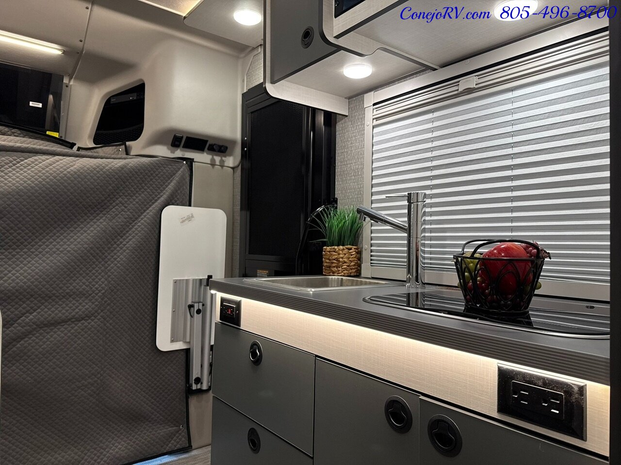 2026 Winnebago Ekko 22A Lithium Power 310HP All Wheel Drive - Photo 17 - Thousand Oaks, CA 91360