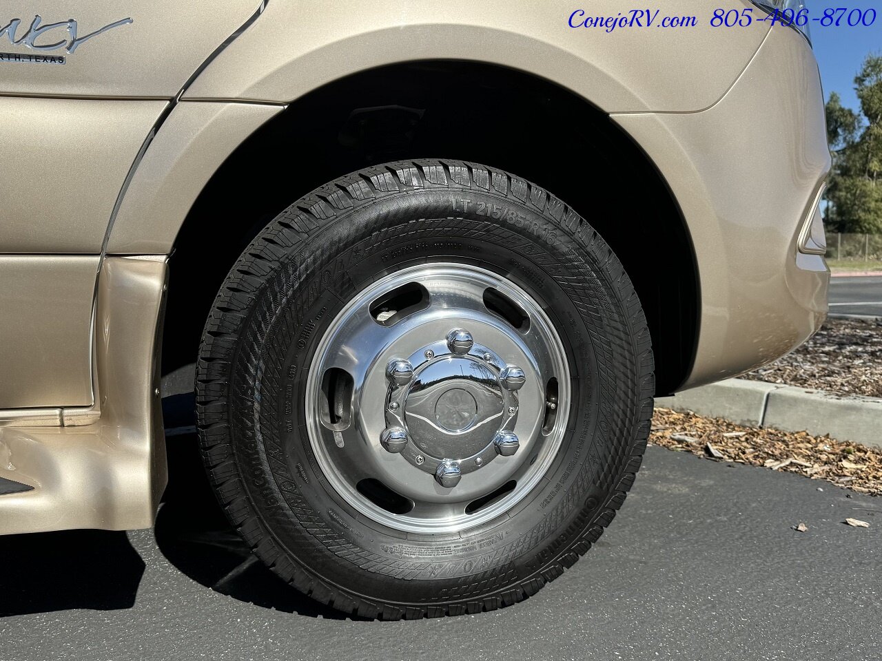 2021 Regency Ultra Brougham TW Twin Beds Mercedes Turbo Diesel 10K Miles   - Photo 49 - Thousand Oaks, CA 91360