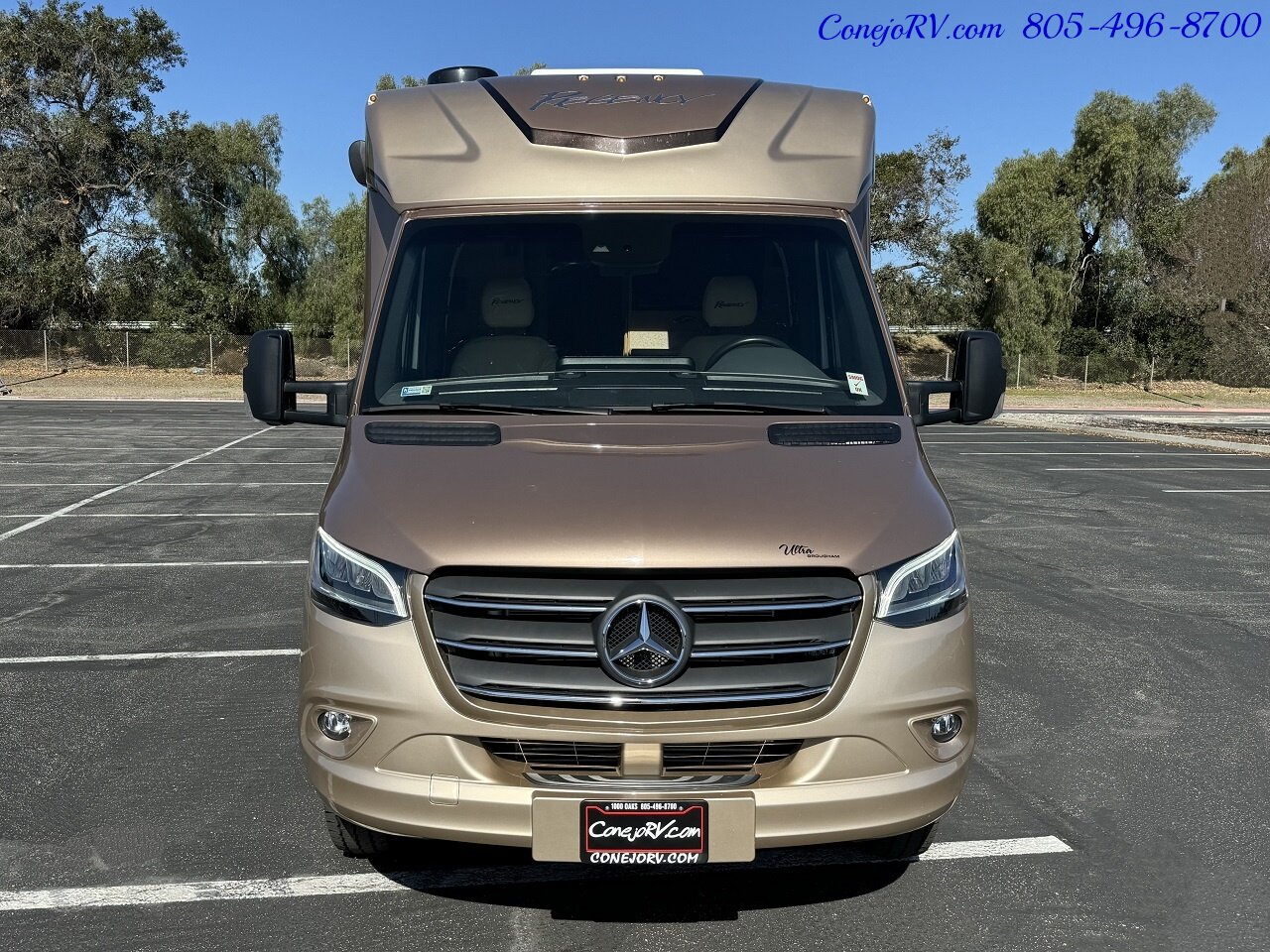 2021 Regency Ultra Brougham TW Twin Beds Mercedes Turbo Diesel 10K Miles   - Photo 52 - Thousand Oaks, CA 91360