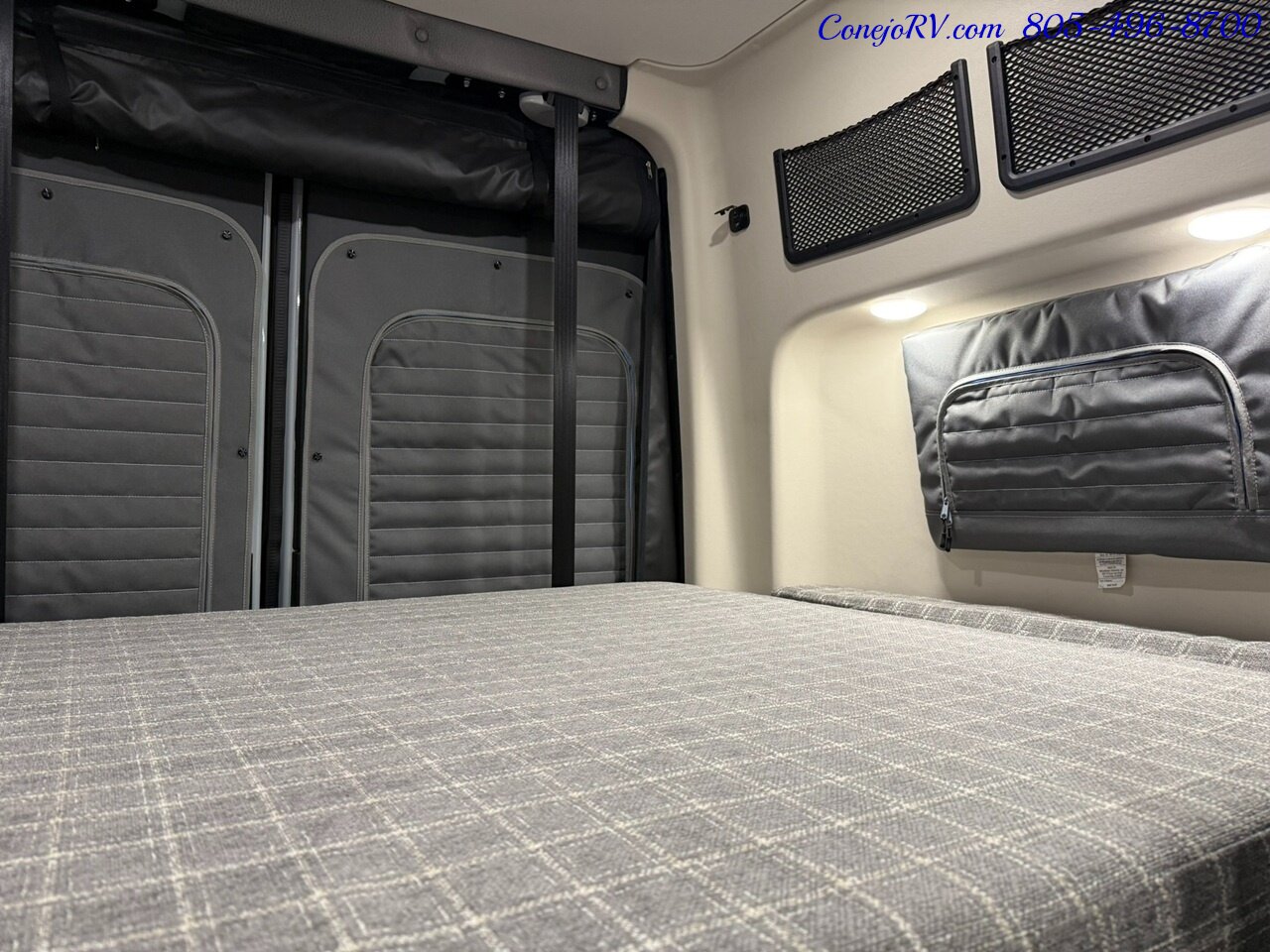 2026 Winnebago Revel 44E 2.5-2 AWD Sprinter Mercedes Turbo Diesel  16.8KWH Lithionics System Dealer Demo 4K Miles - Photo 24 - Thousand Oaks, CA 91360