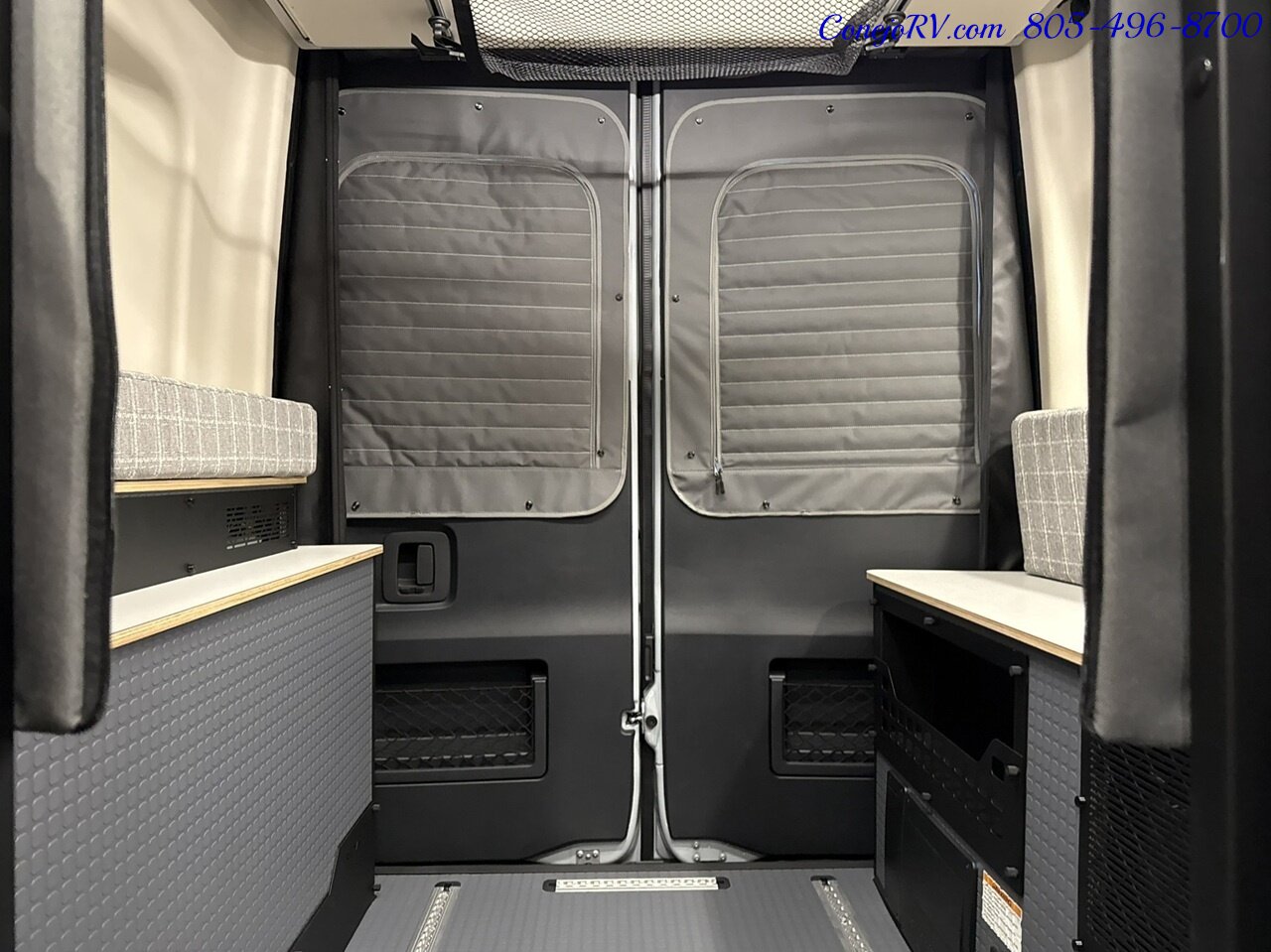 2026 Winnebago Revel 44E 2.5-2 AWD Sprinter Mercedes Turbo Diesel  16.8KWH Lithionics System Dealer Demo 4K Miles - Photo 20 - Thousand Oaks, CA 91360