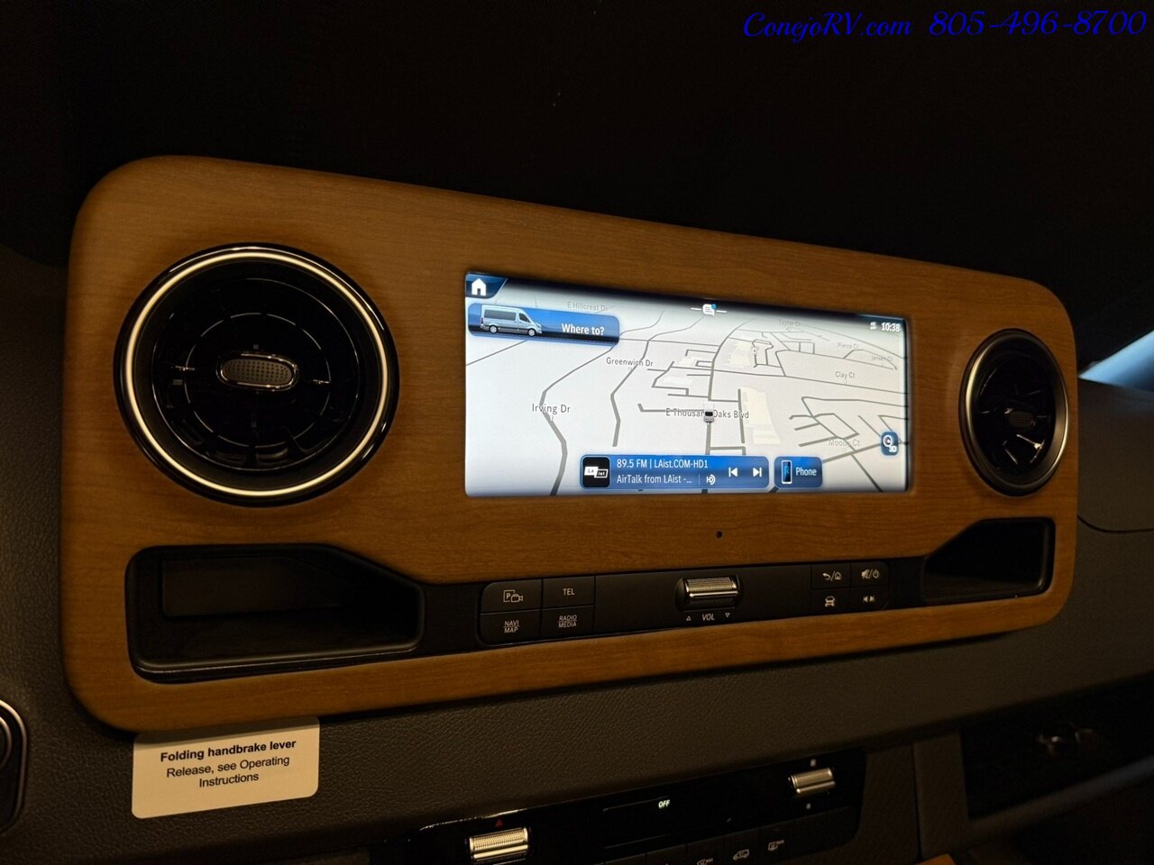 2026 Winnebago Revel 44E 2.5-2 AWD Sprinter Mercedes Turbo Diesel  16.8KWH Lithionics System Dealer Demo 4K Miles - Photo 38 - Thousand Oaks, CA 91360