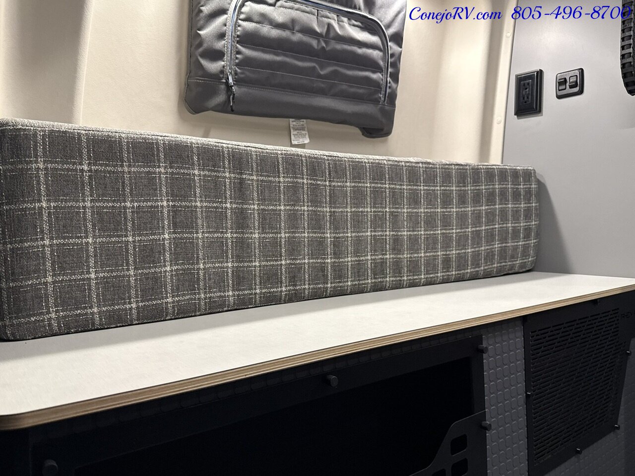 2026 Winnebago Revel 44E 2.5-2 AWD Sprinter Mercedes Turbo Diesel  16.8KWH Lithionics System Dealer Demo 4K Miles - Photo 27 - Thousand Oaks, CA 91360