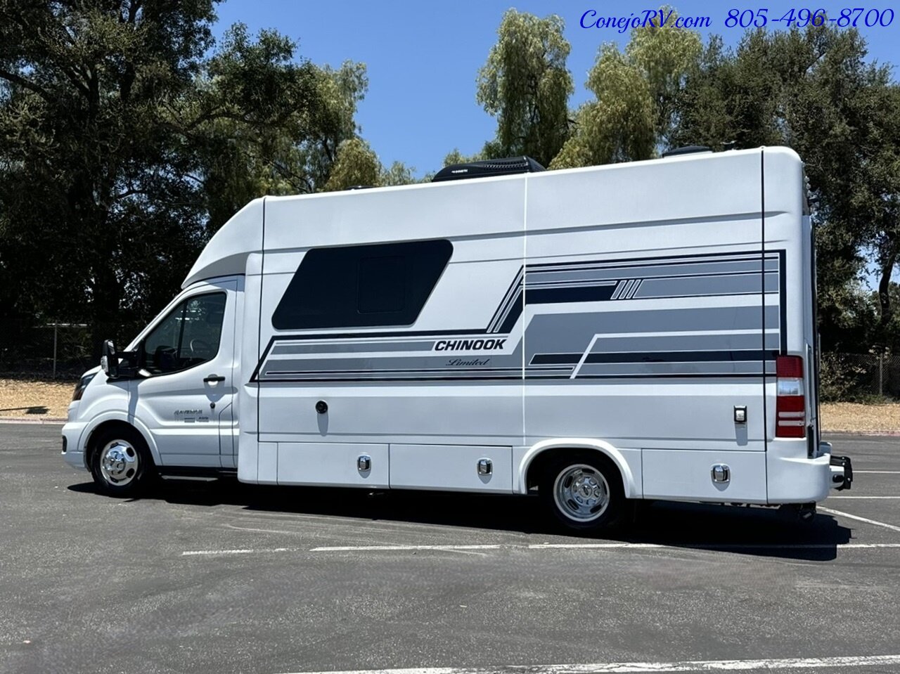 2024 Chinook Maverick DS Opposing Couches Ford Transit All Wheel Drive   - Photo 2 - Thousand Oaks, CA 91360