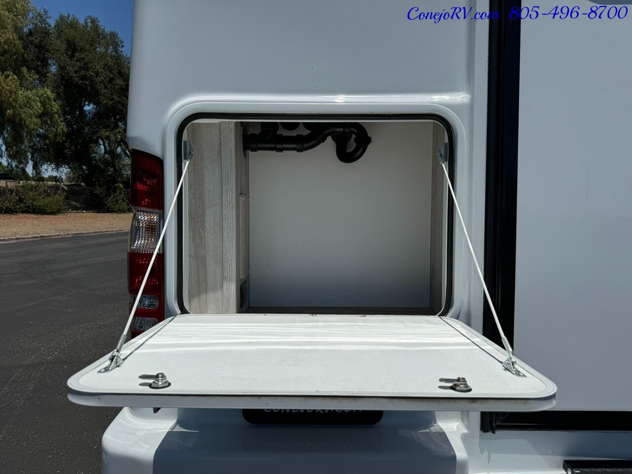 2024 Chinook Maverick DS Opposing Couches Ford Transit All Wheel Drive   - Photo 45 - Thousand Oaks, CA 91360