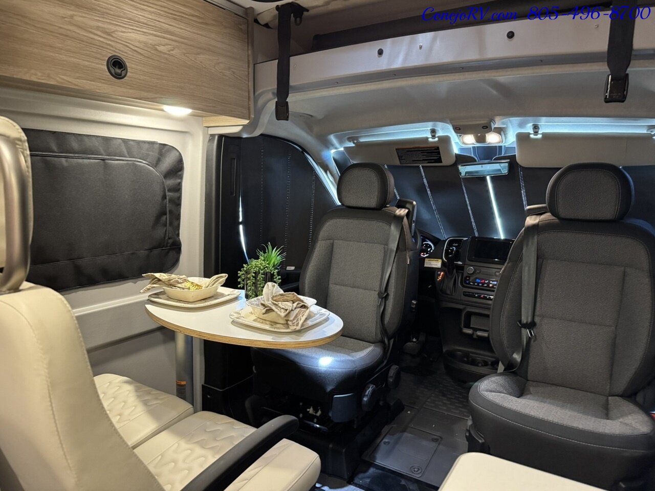 2025 Winnebago Solis 59P Pop Top Full Galley Roof AC - Photo 29 - Thousand Oaks, CA 91360