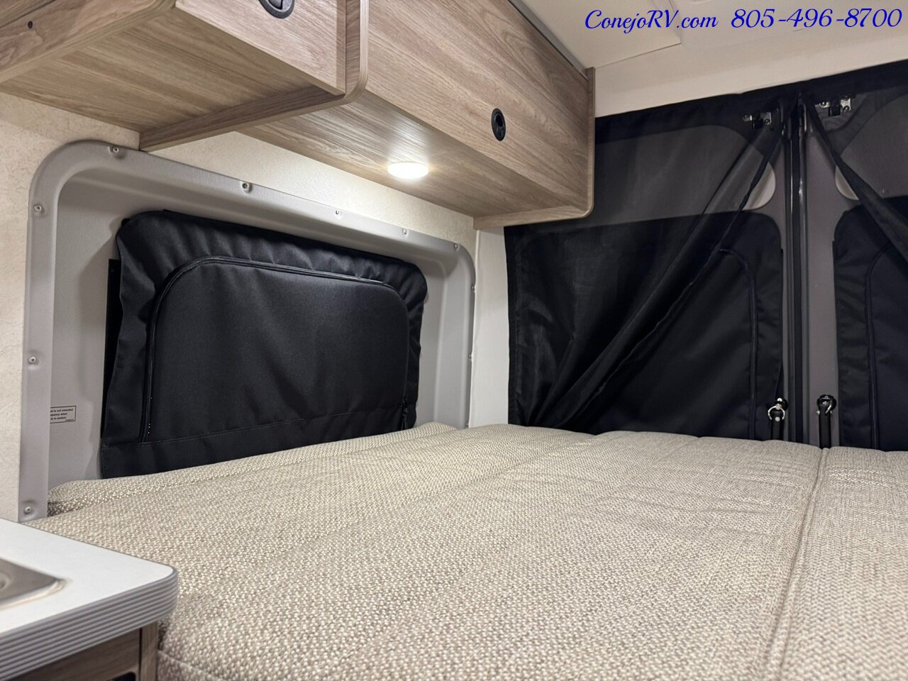 2025 Winnebago Solis 59P Pop Top Full Galley Roof AC - Photo 24 - Thousand Oaks, CA 91360