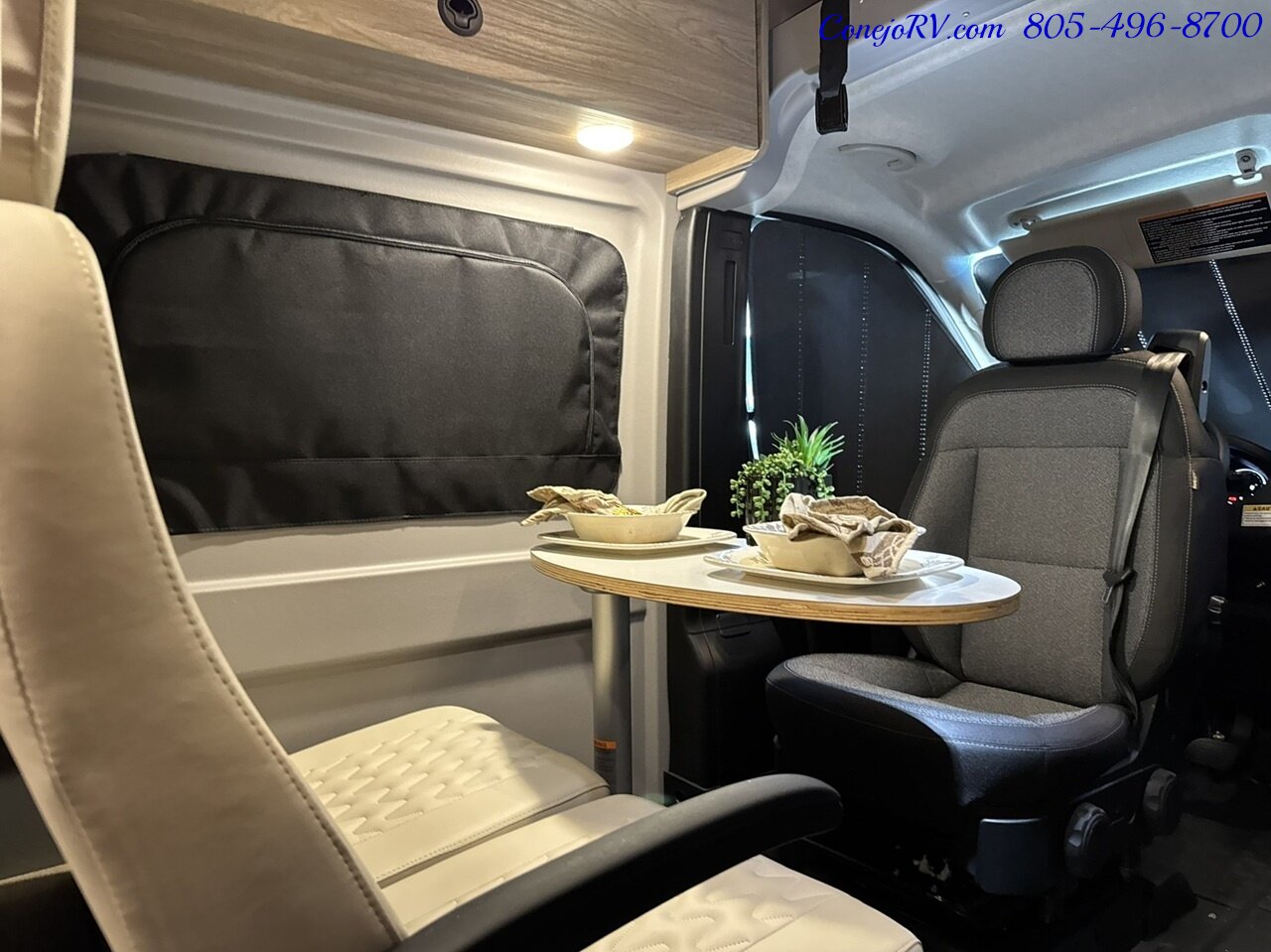 2025 Winnebago Solis 59P Pop Top Full Galley Roof AC - Photo 10 - Thousand Oaks, CA 91360