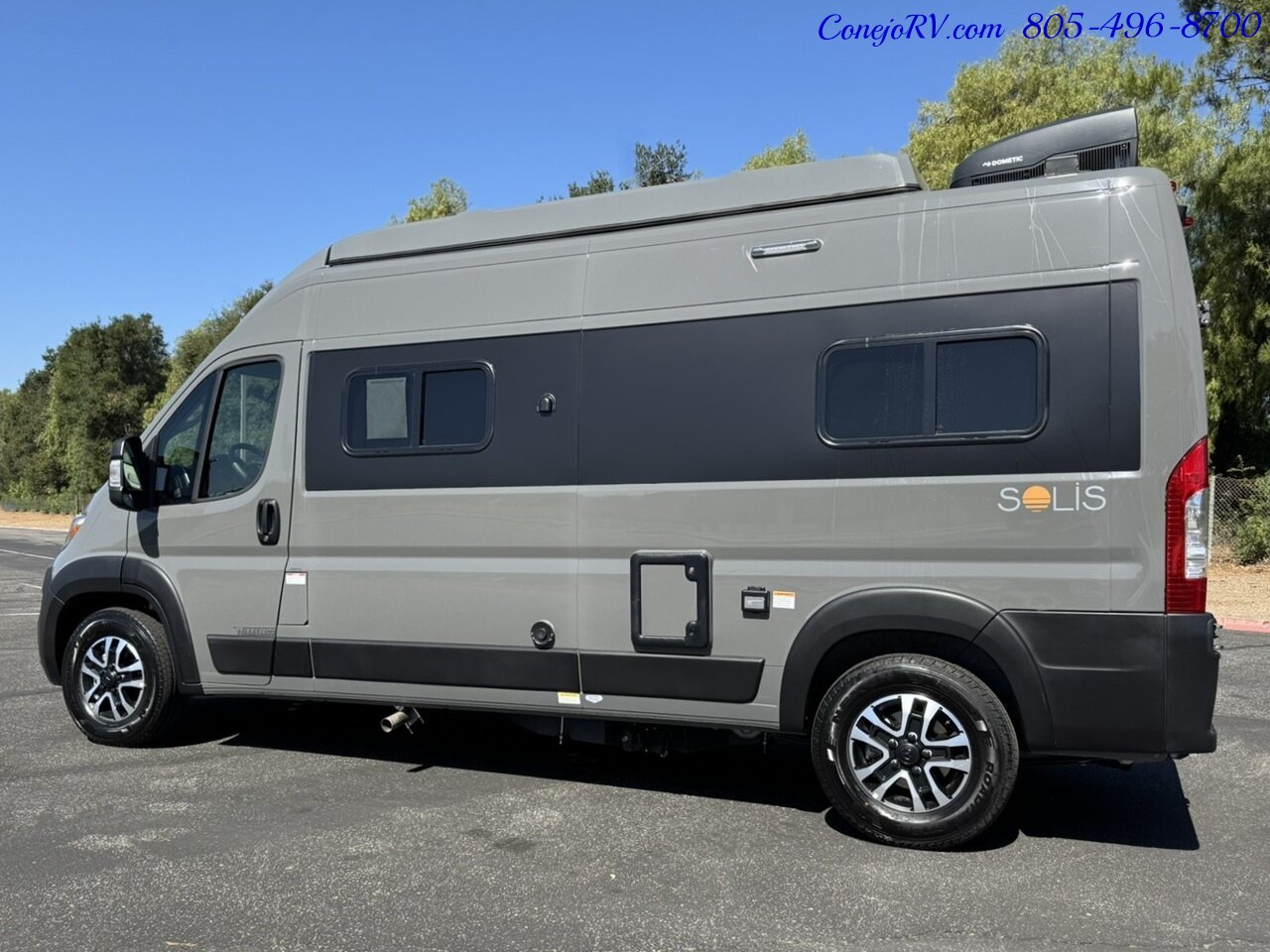 2025 Winnebago Solis 59P Pop Top Full Galley Roof AC - Photo 2 - Thousand Oaks, CA 91360