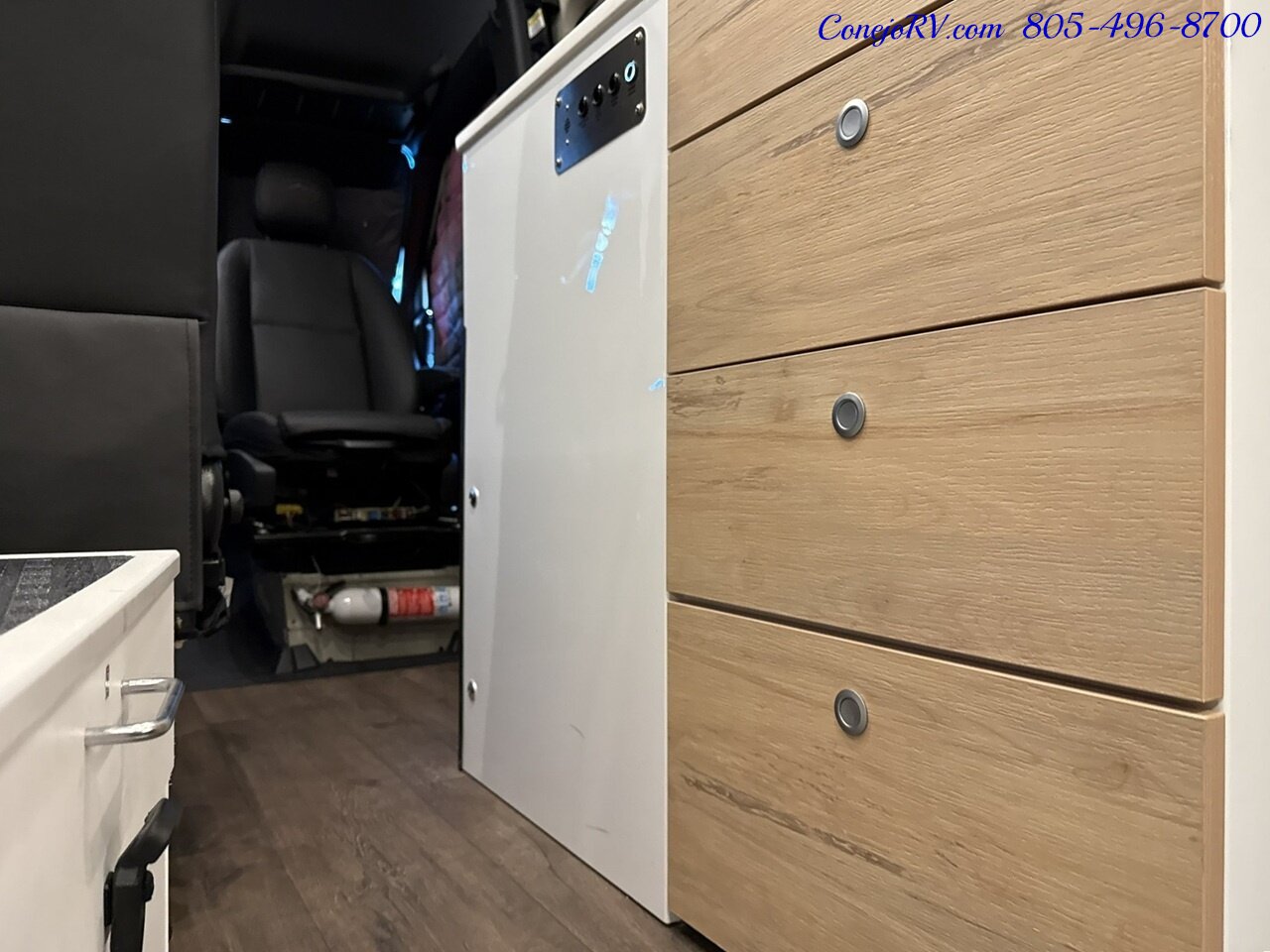 2026 Storyteller Overland Classic Mode OG AWD Lithonics Lithium System Mercedes Sprinter  Turbo Diesel Factory Demo 1K Miles - Photo 16 - Thousand Oaks, CA 91360