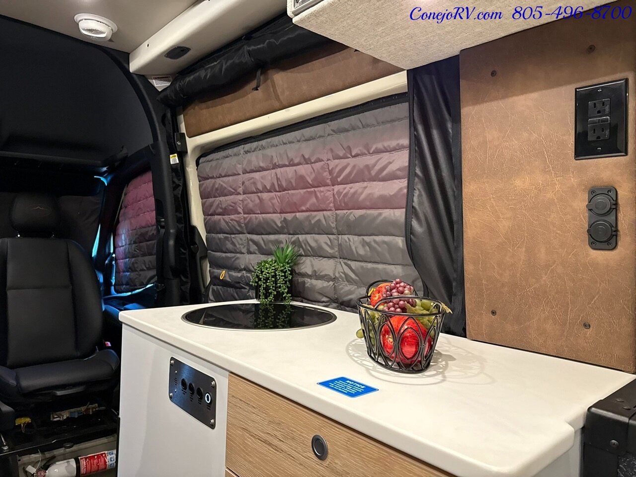 2026 Storyteller Overland Classic Mode OG AWD Lithonics Lithium System Mercedes Sprinter  Turbo Diesel Factory Demo 1K Miles - Photo 18 - Thousand Oaks, CA 91360
