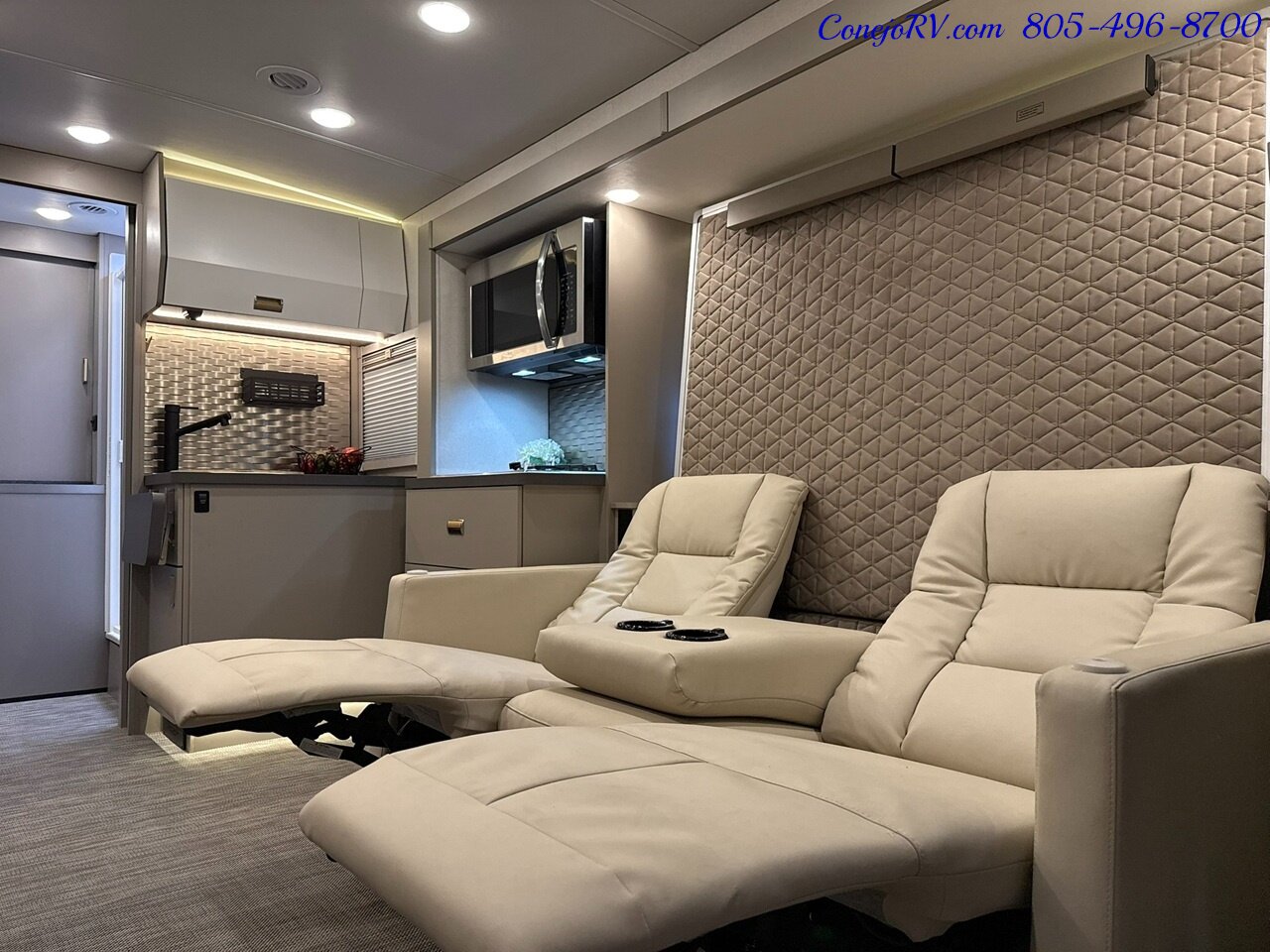 2025 Winnebago Navion 24T AWD Dealer Demo Slide-Out Murphy Bed Mercedes Turbo Diesel 3K Miles - Photo 33 - Thousand Oaks, CA 91360